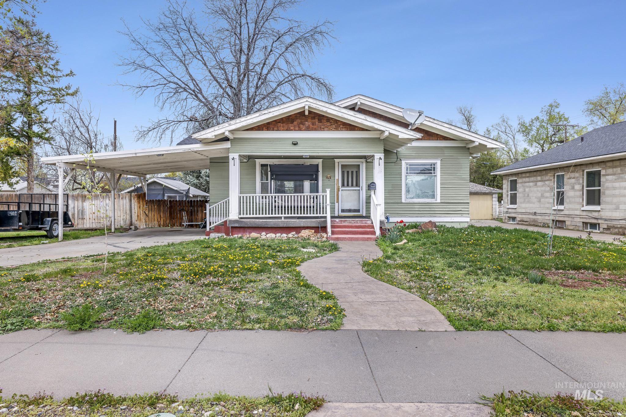 1631 Poplar Ave Property Photo