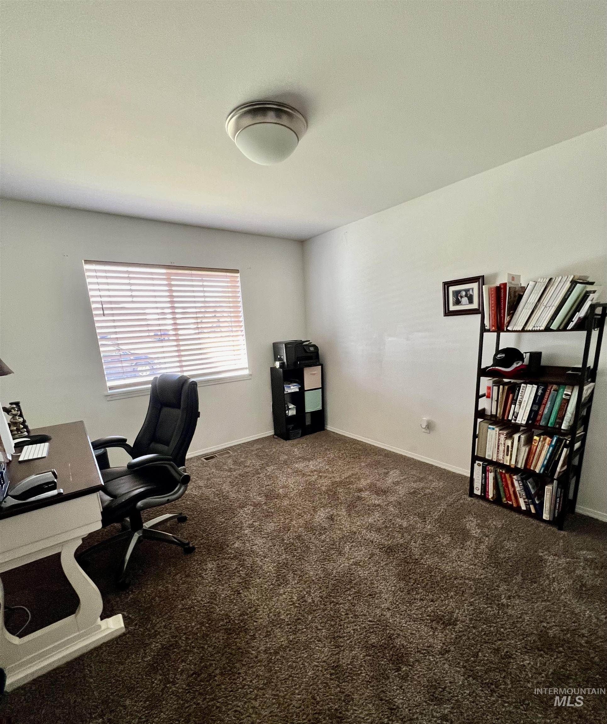 1535 Eastview Court Property Photo 13