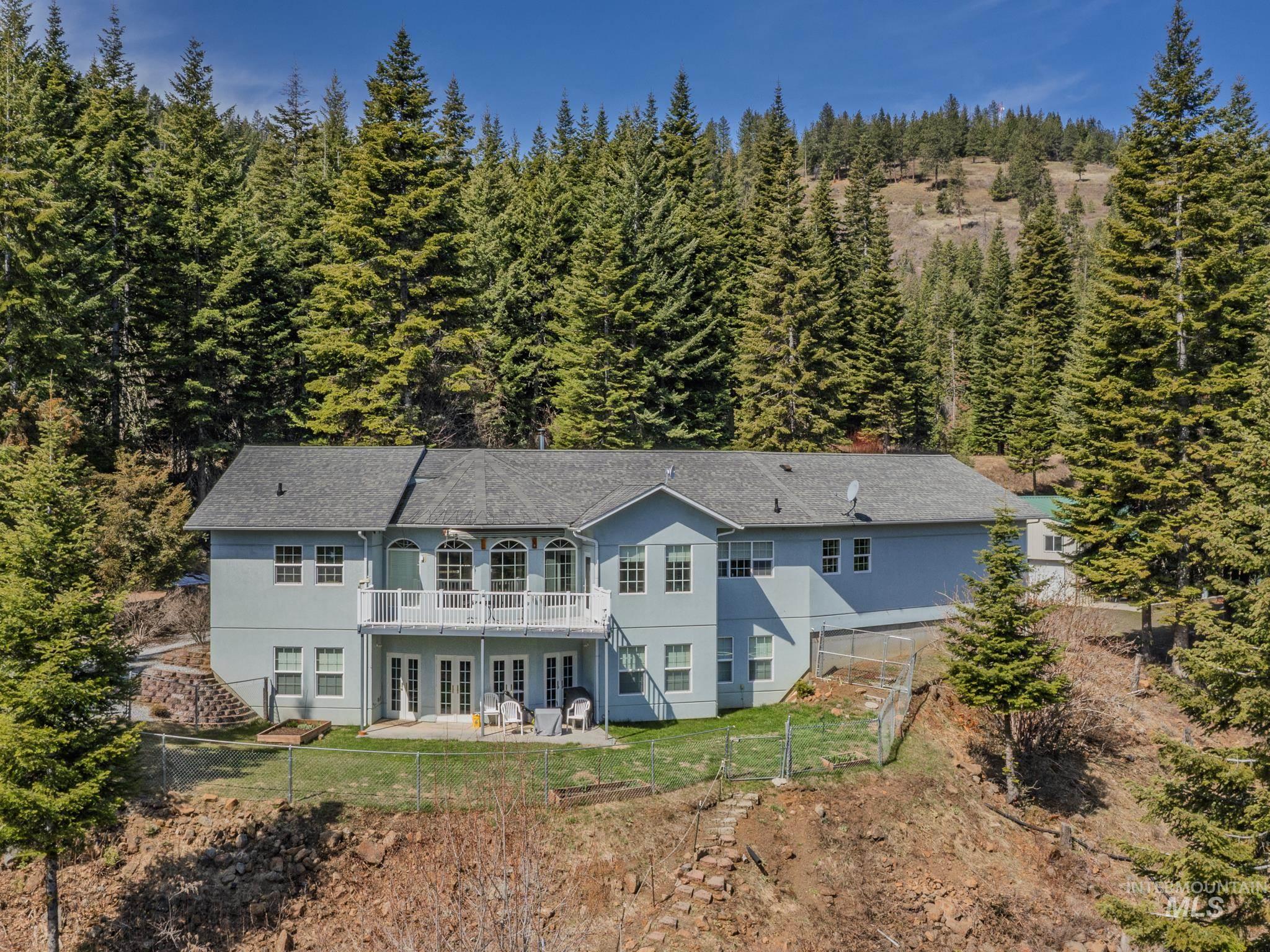 454 Cove Rd Property Photo