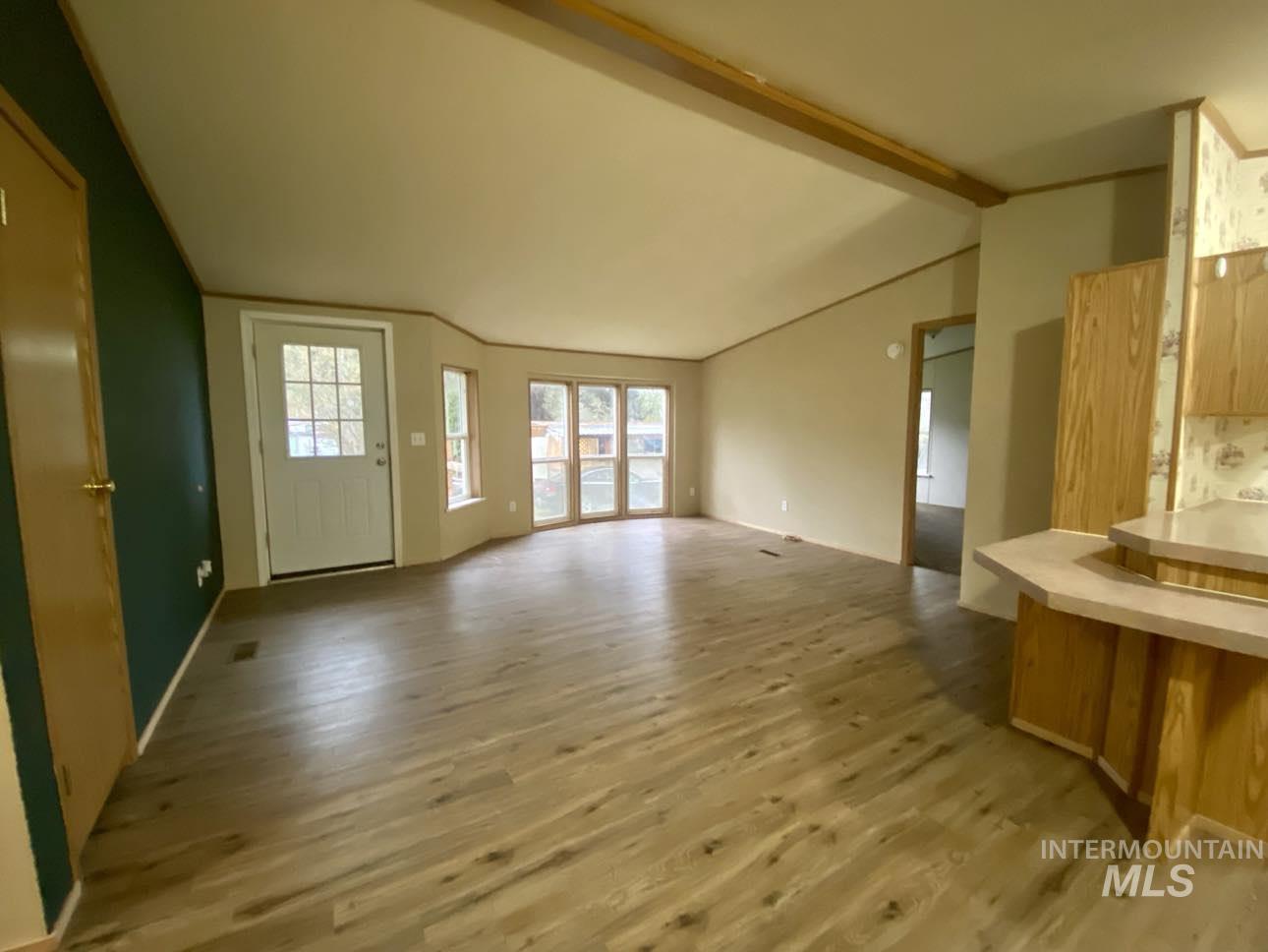 174 Elmwood Loop Property Photo 6