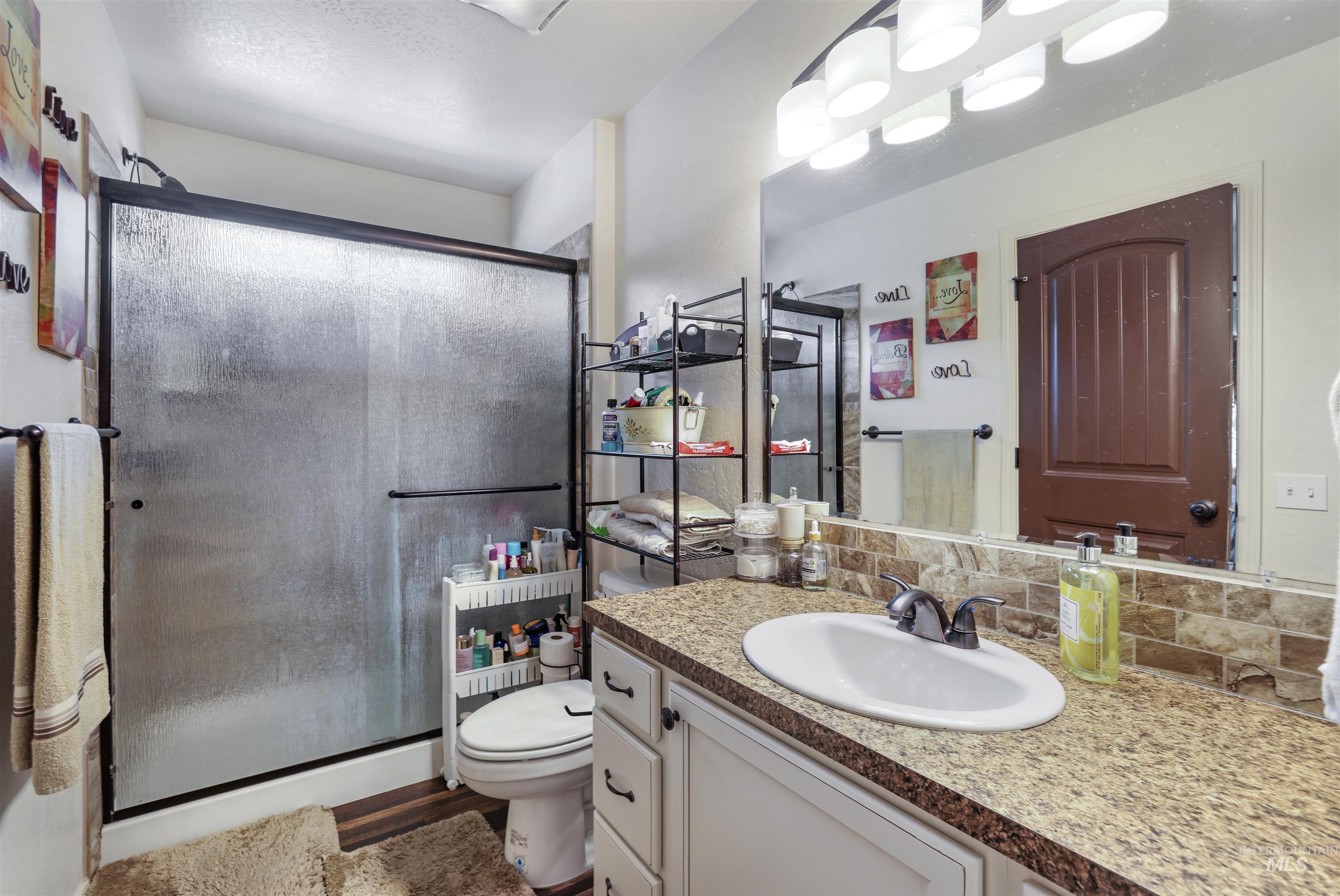 422 W Ave I Property Photo 13