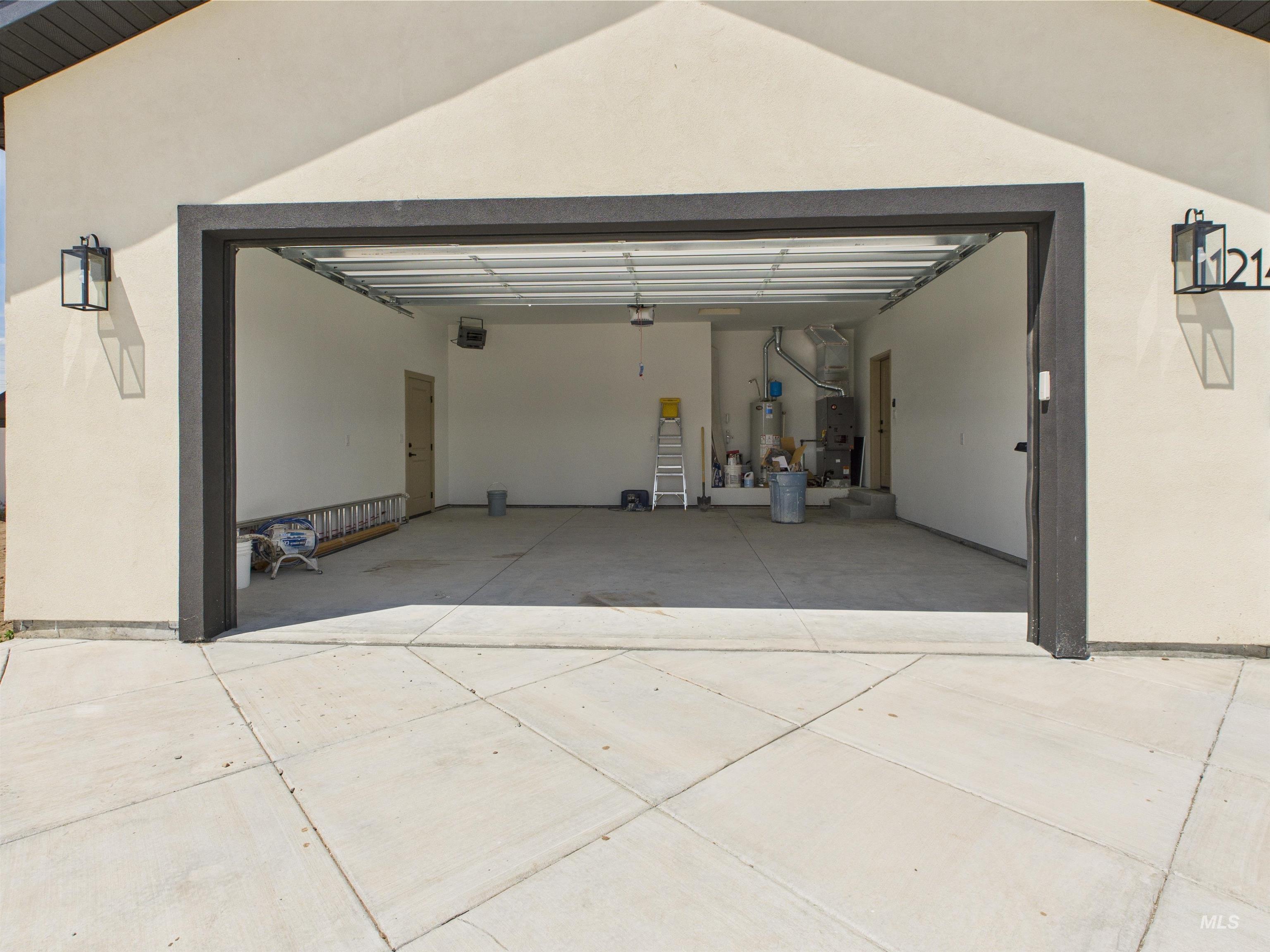 1214 Diamond Drive Property Photo 3