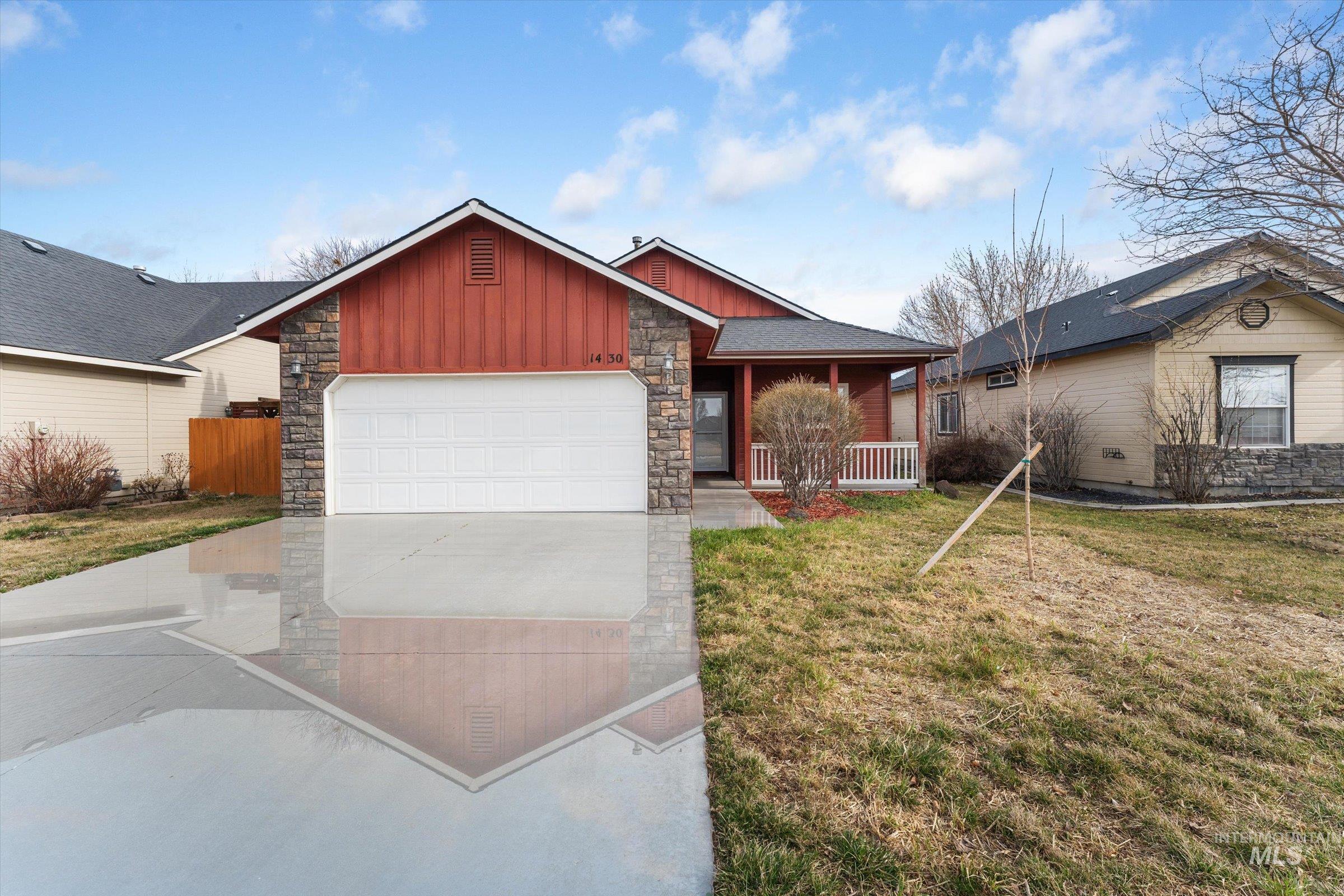 1430 W Jacksnipe Dr Property Photo