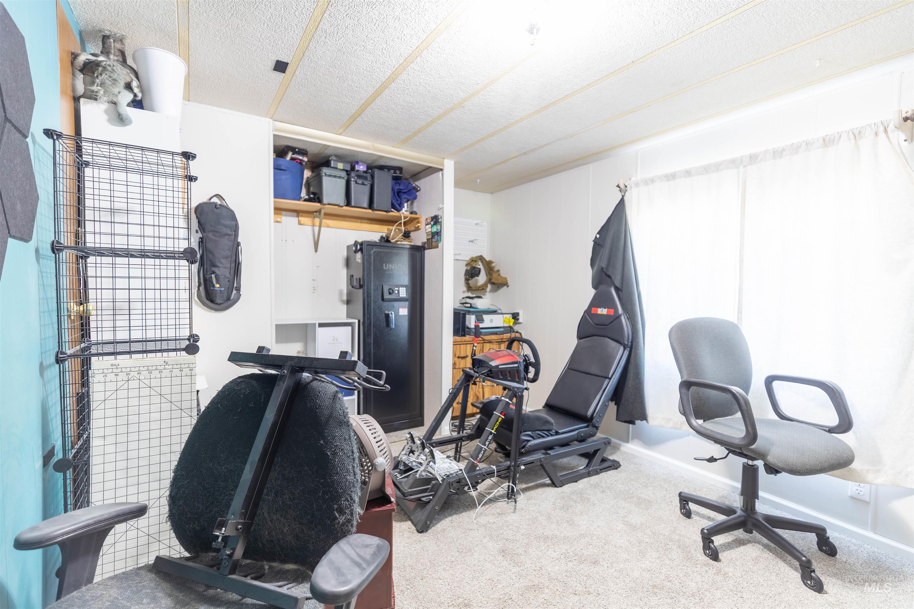 609 N Almon Property Photo 11