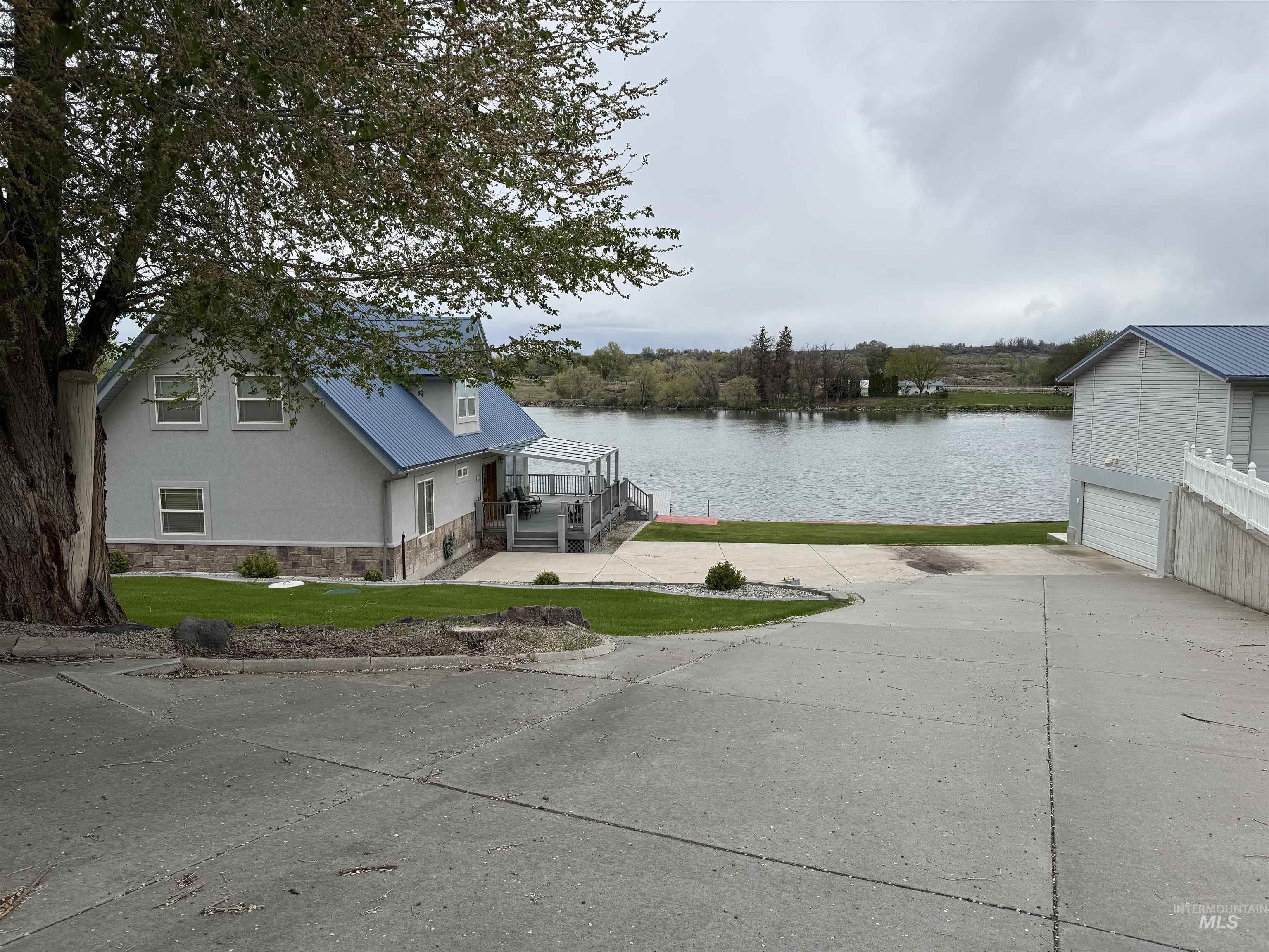 48 Bell Rapids Road Property Photo 4