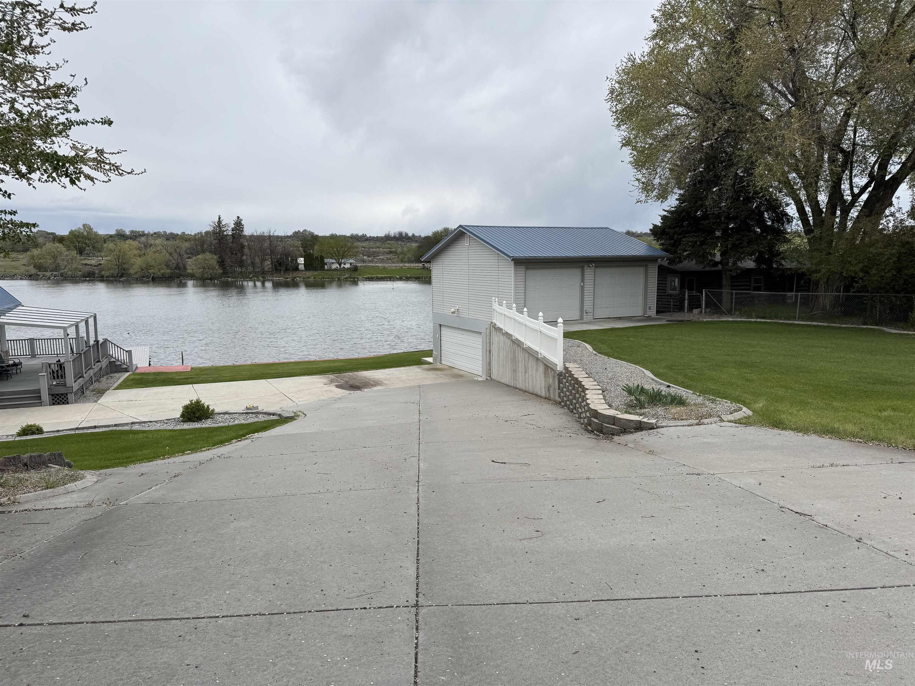 48 Bell Rapids Road Property Photo 5
