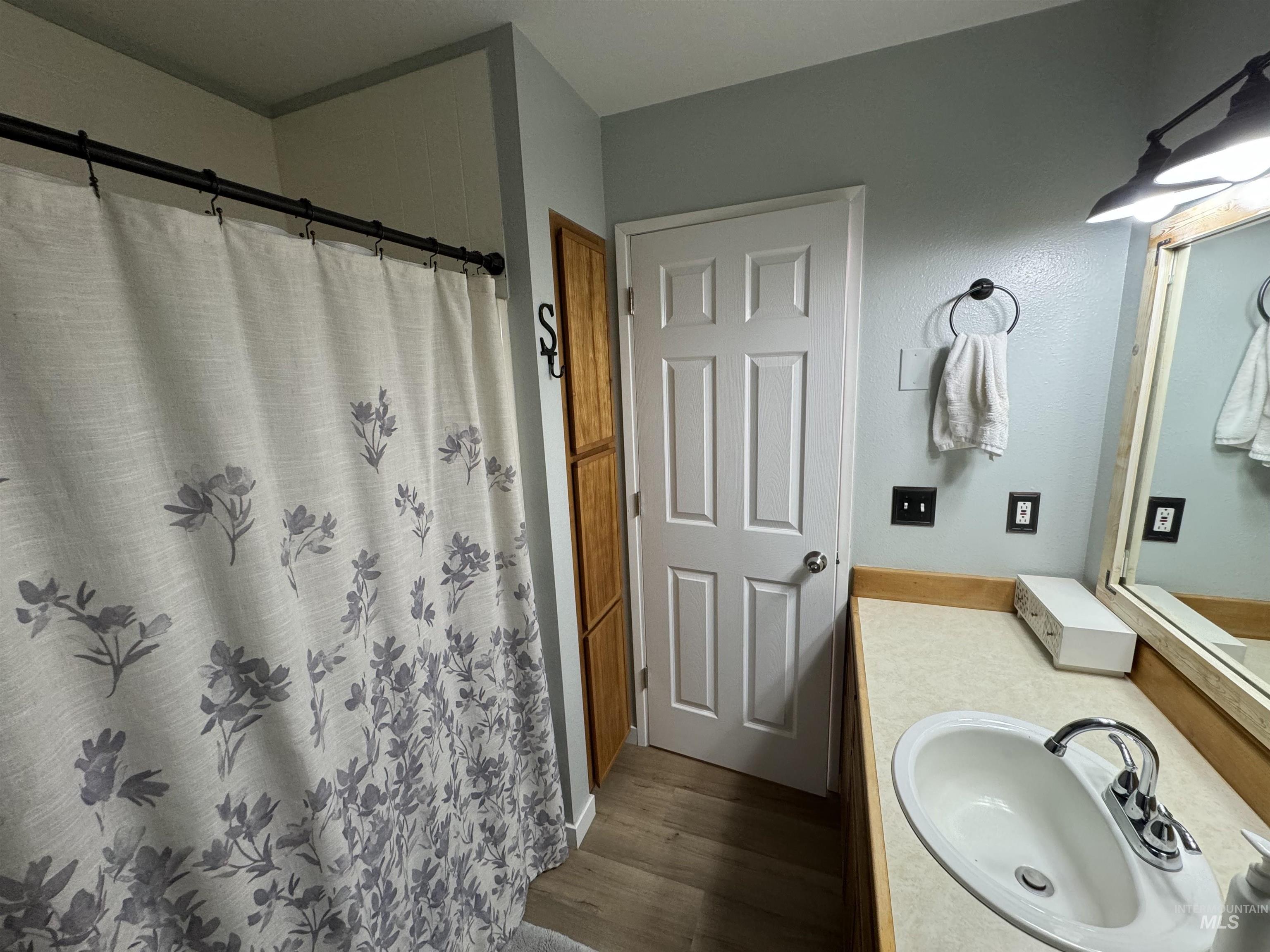 1721 Cedar Drive Property Photo 14