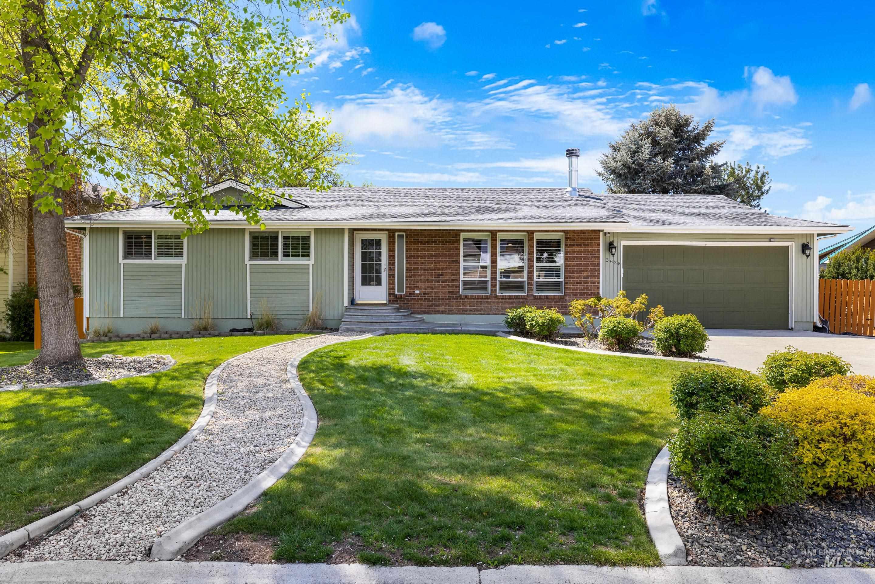 3825 S Summerset Way Property Photo