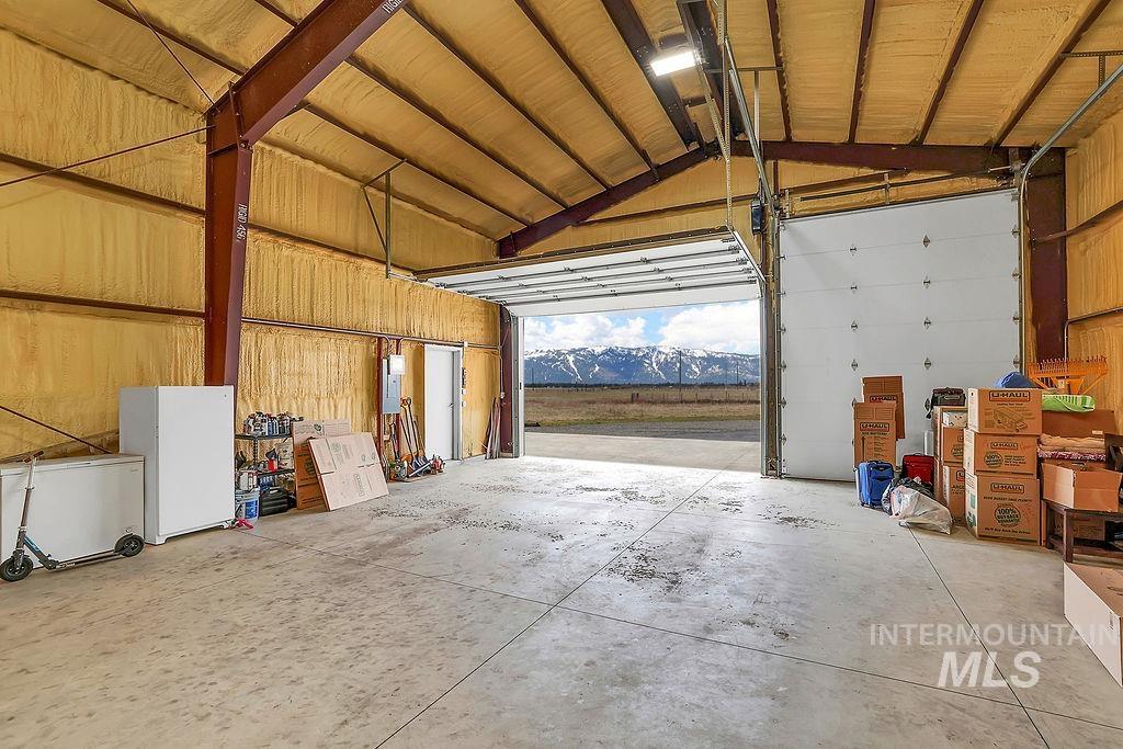 13100 Farm To Market Road Property Photo 3