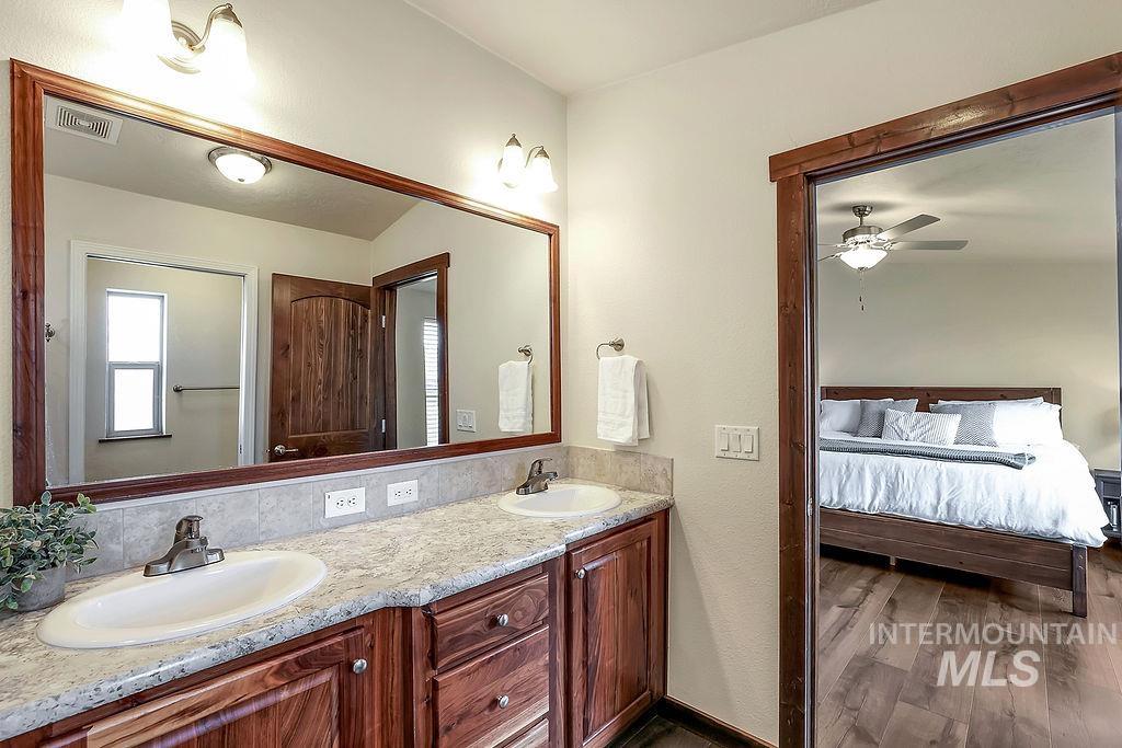 13100 Farm To Market Road Property Photo 26