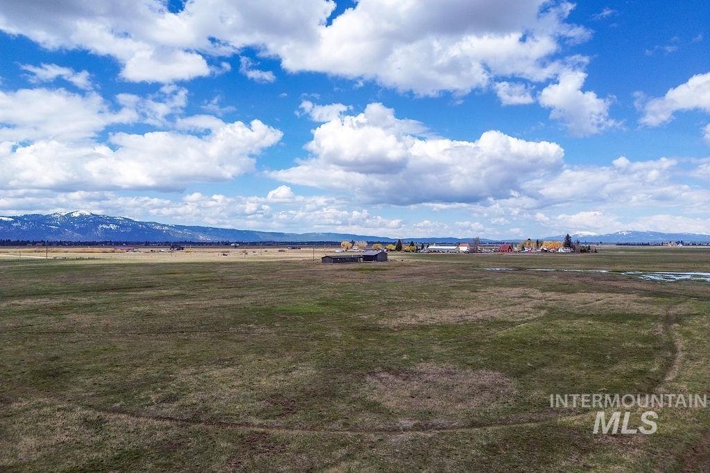 13100 Farm To Market Road Property Photo 45