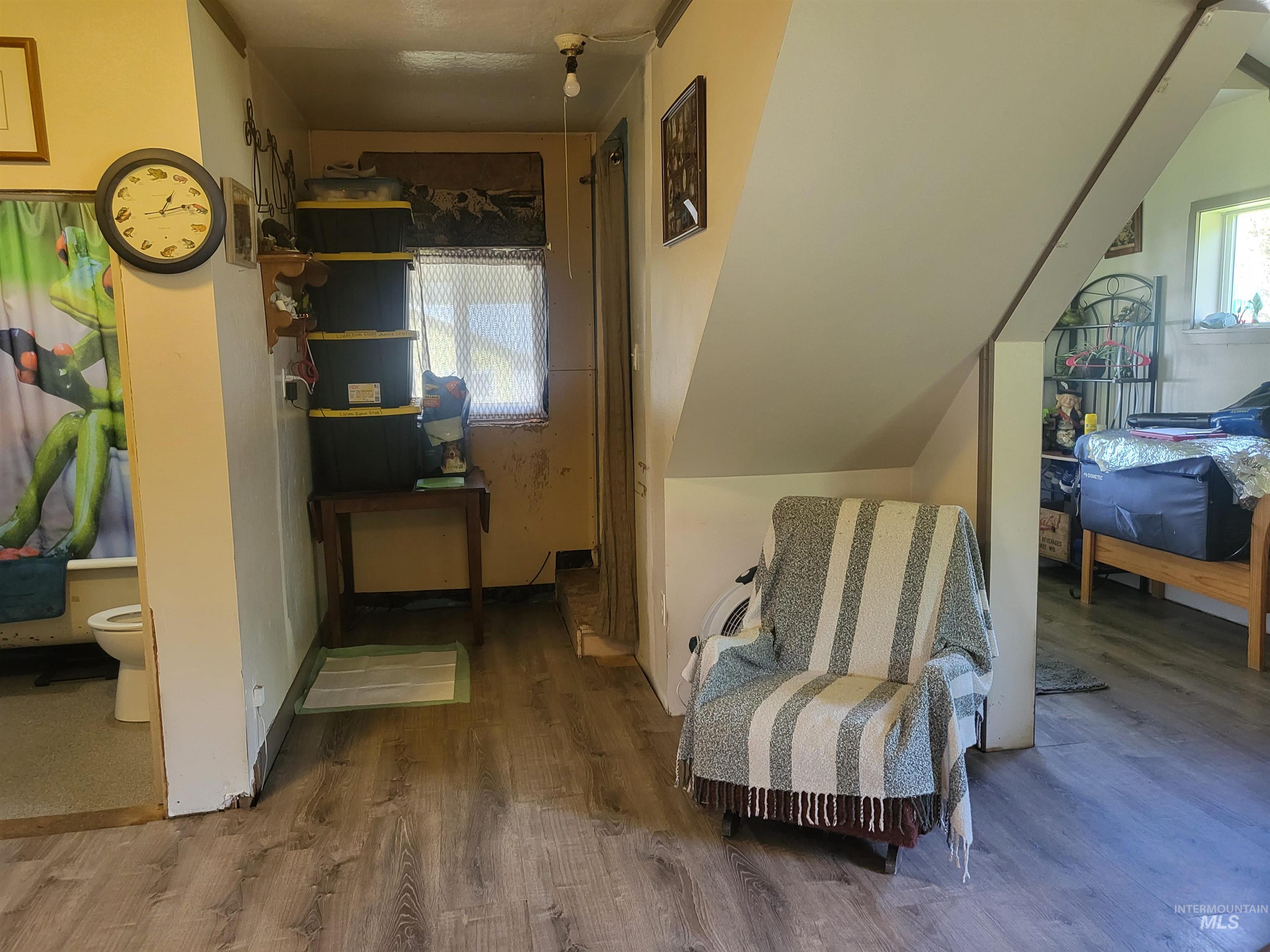 202 Hill St Property Photo 4