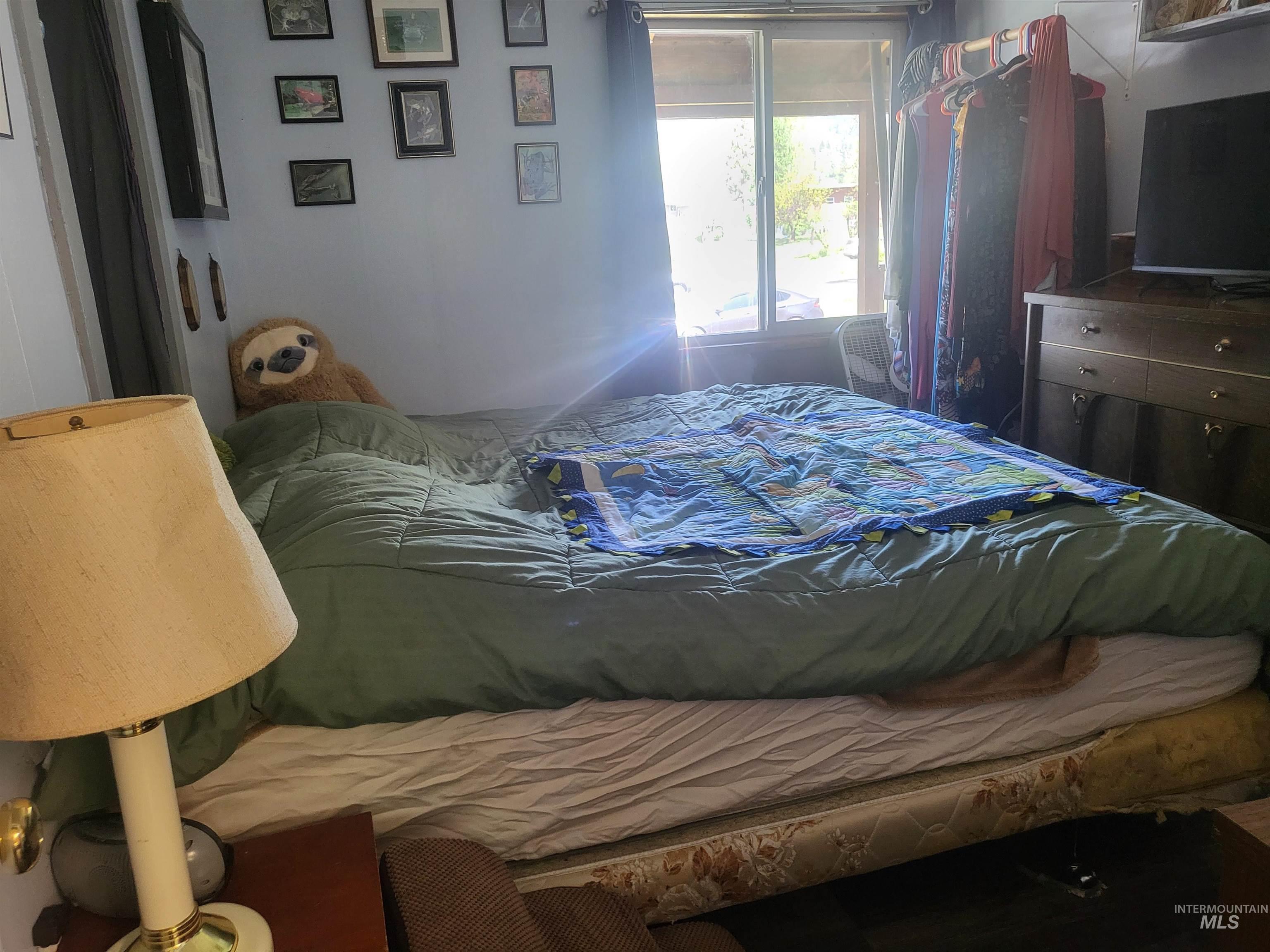 202 Hill St Property Photo 8