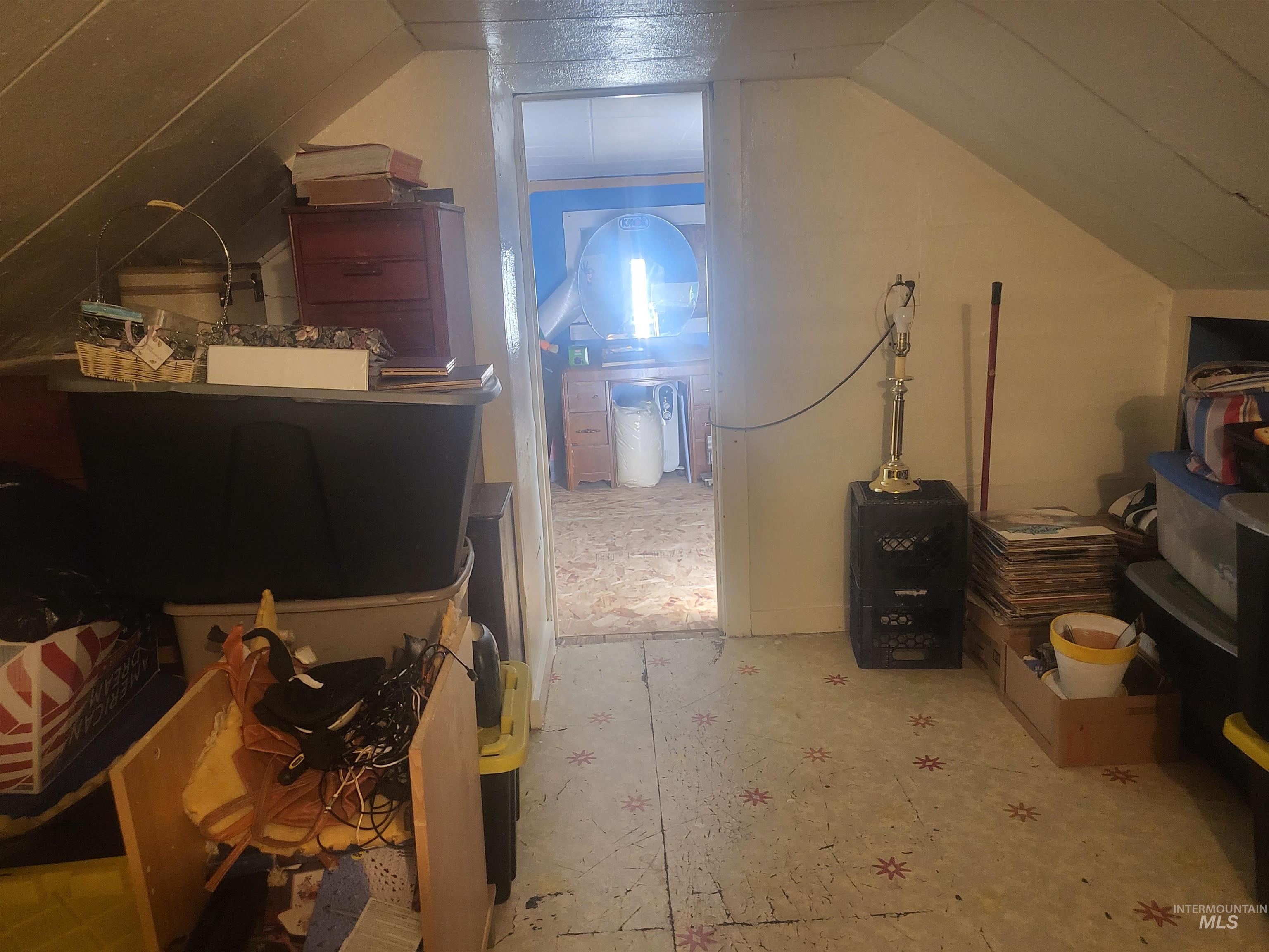 202 Hill St Property Photo 10