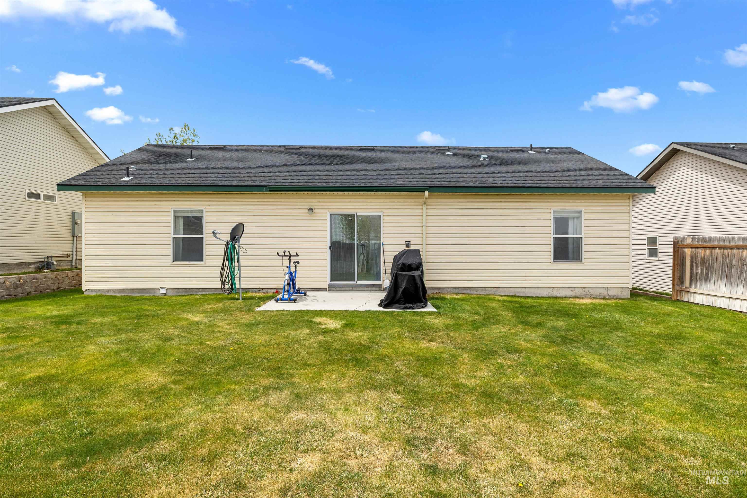 1597 Vista Dr. Property Photo 21
