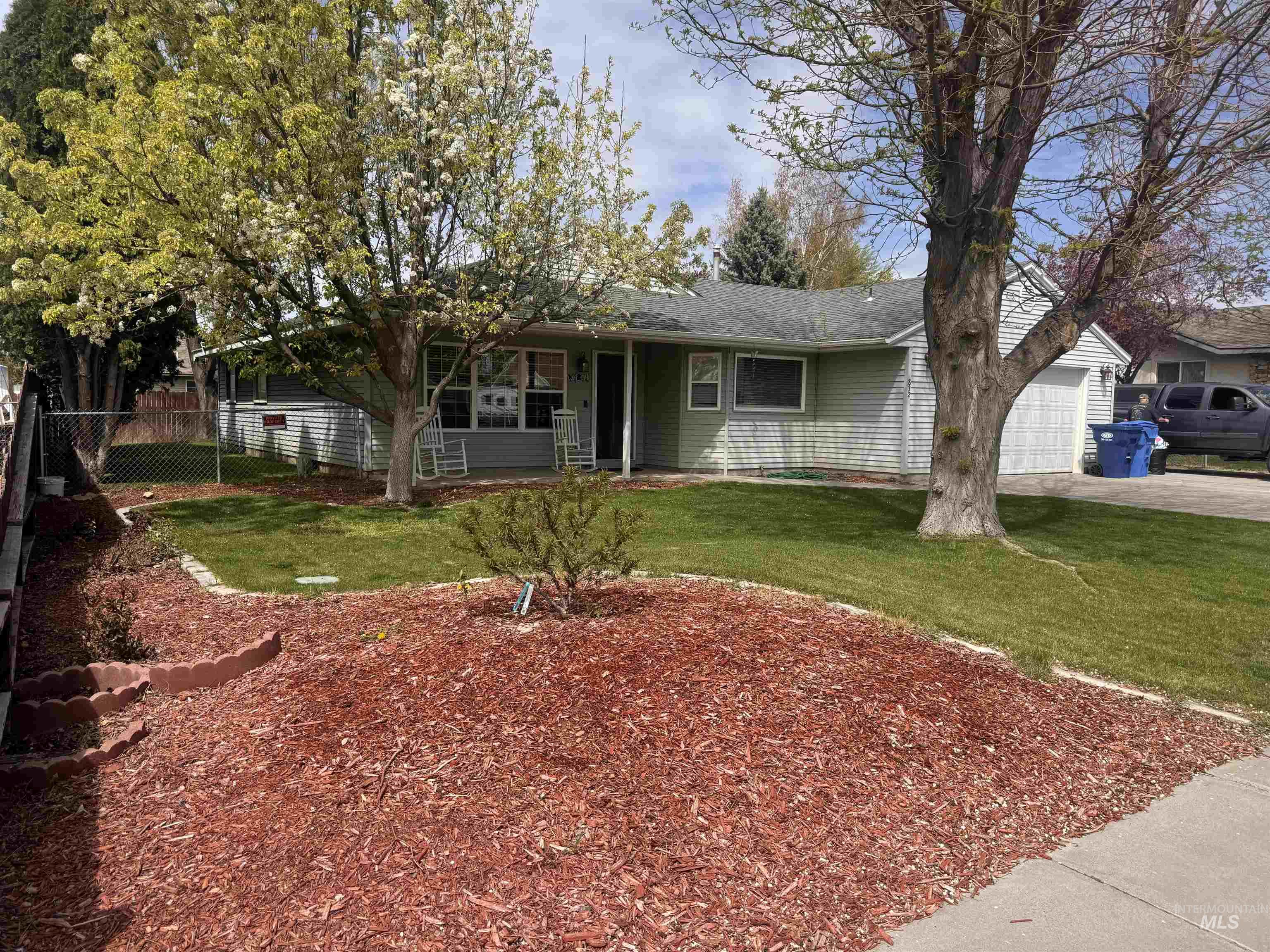 83338 Real Estate Listings Main Image