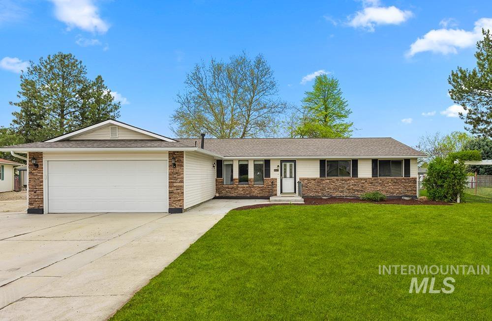 4643 S Shawnee Way Property Photo 1