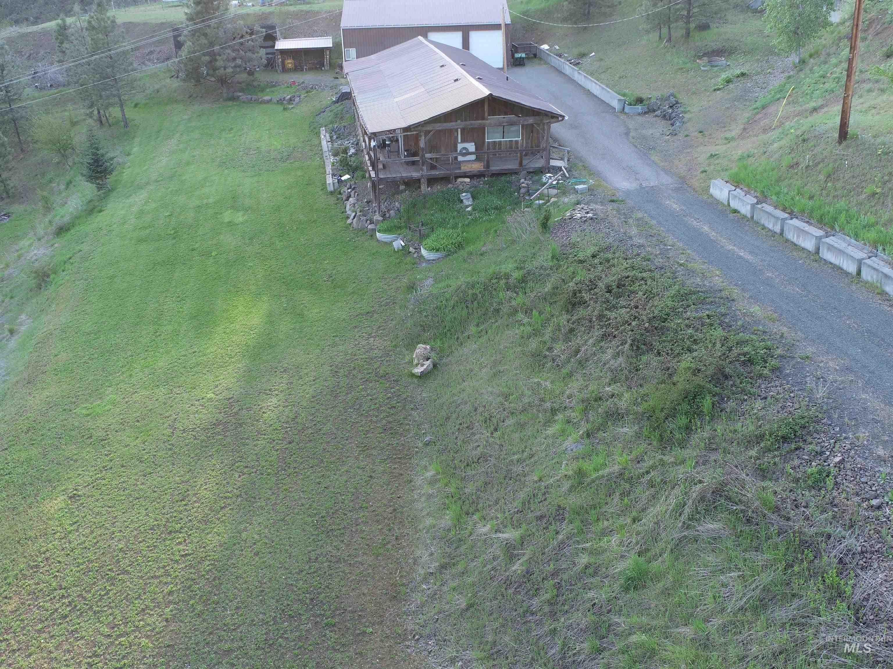 187 Adams Grade Property Photo