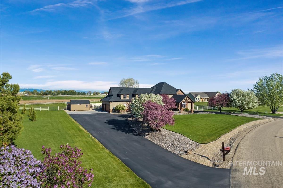 26348 Pheasant Landing Rd Property Photo 2