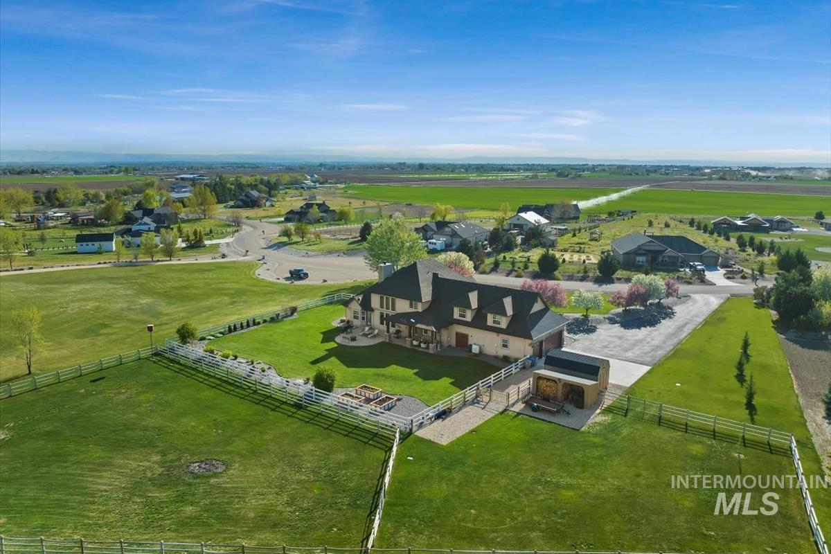 26348 Pheasant Landing Rd Property Photo 4