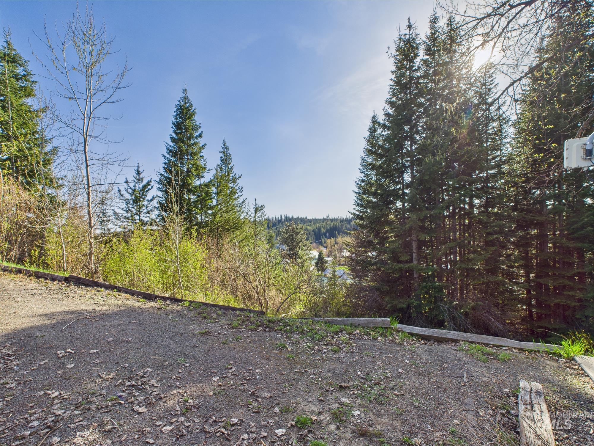 121 Court St Property Photo 20