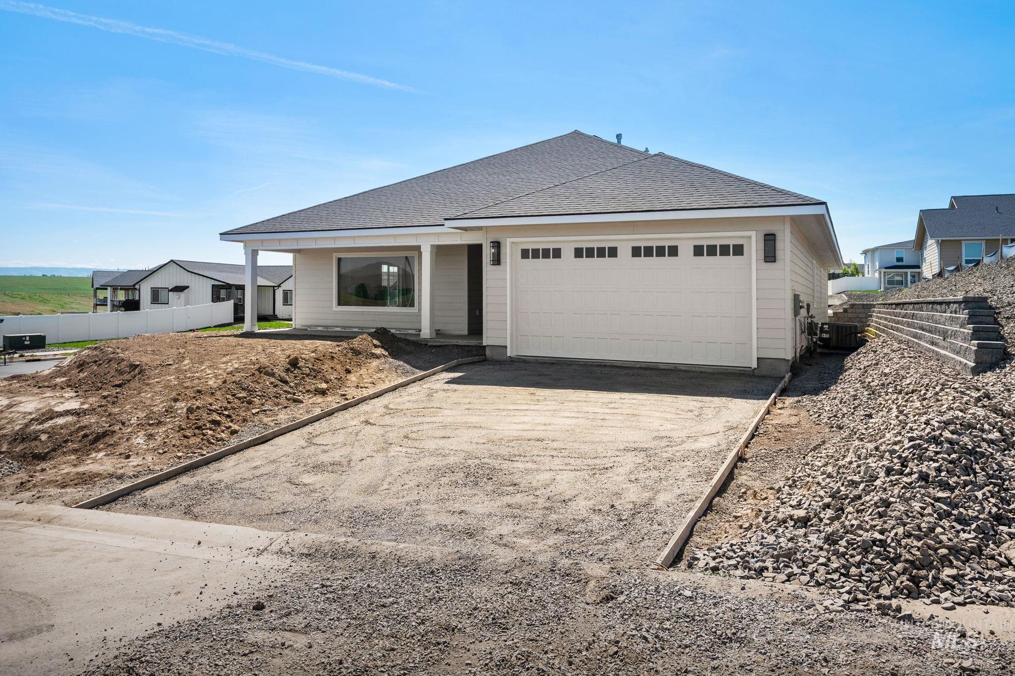 1738 Pathway Court Property Photo 1