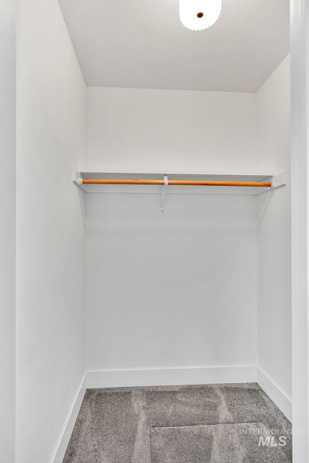 1738 Pathway Court Property Photo 32
