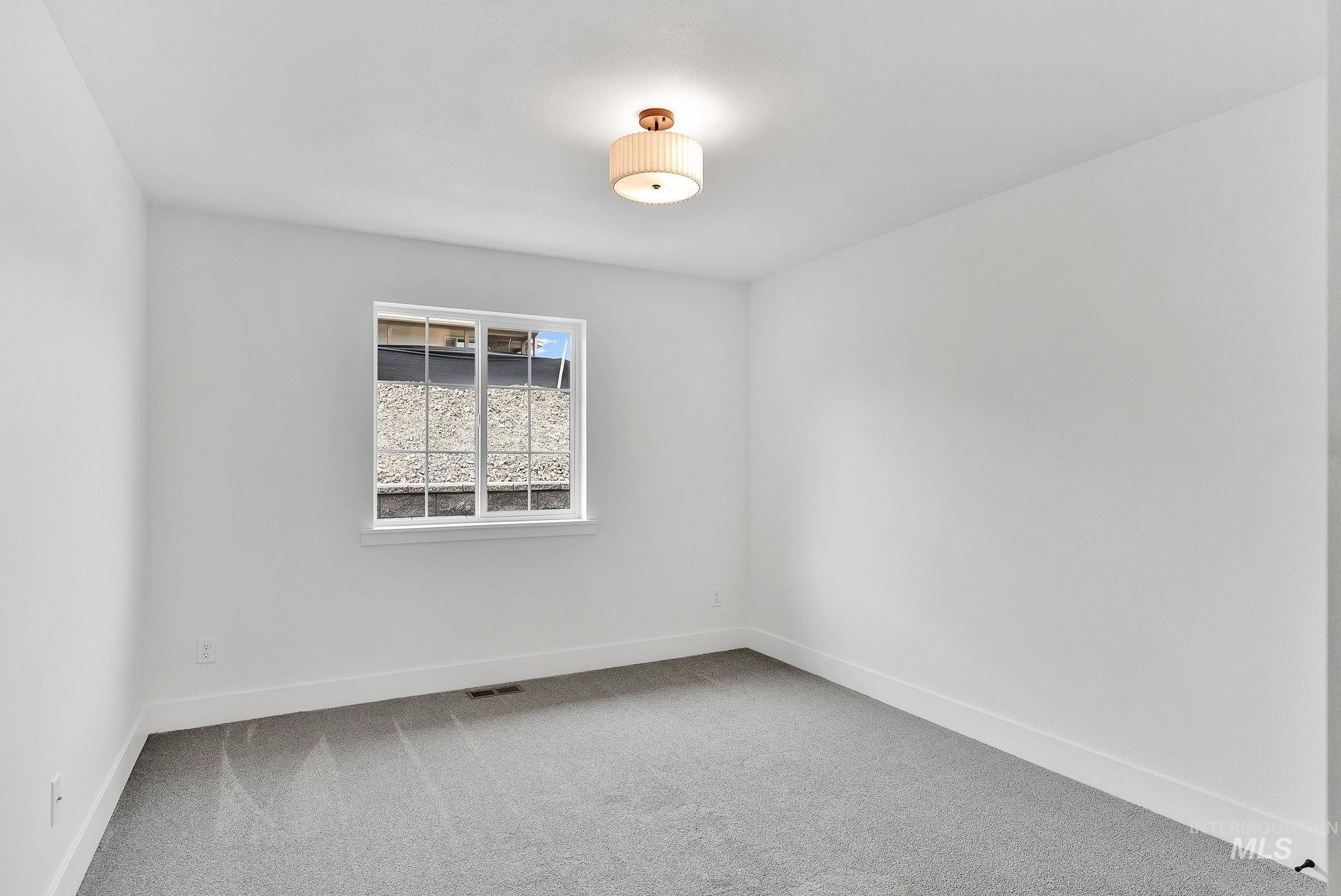 1738 Pathway Court Property Photo 33