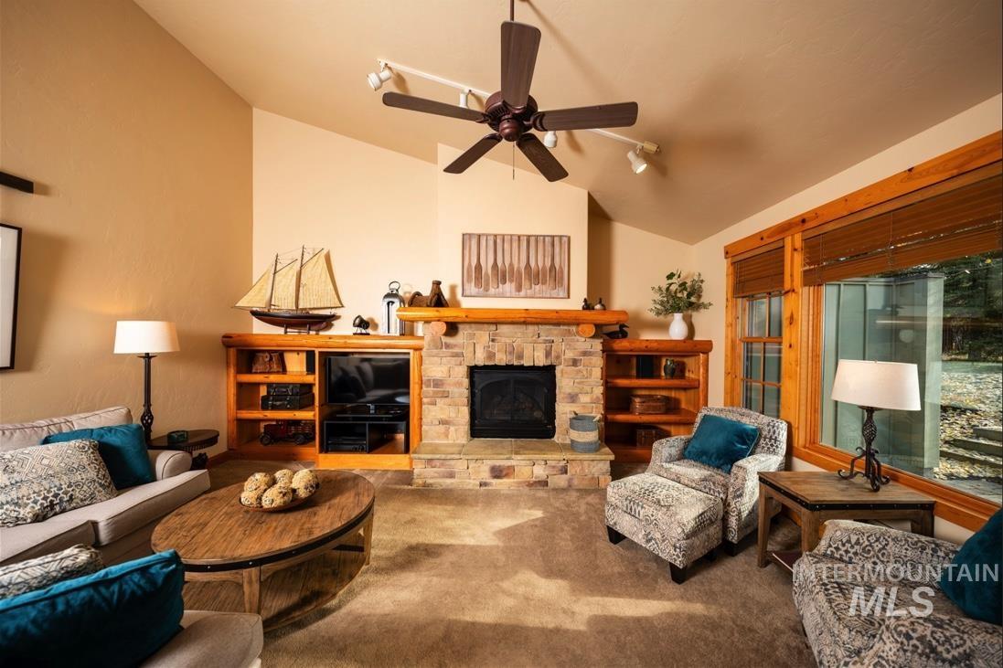 1329 Hearthstone Court Property Photo 6