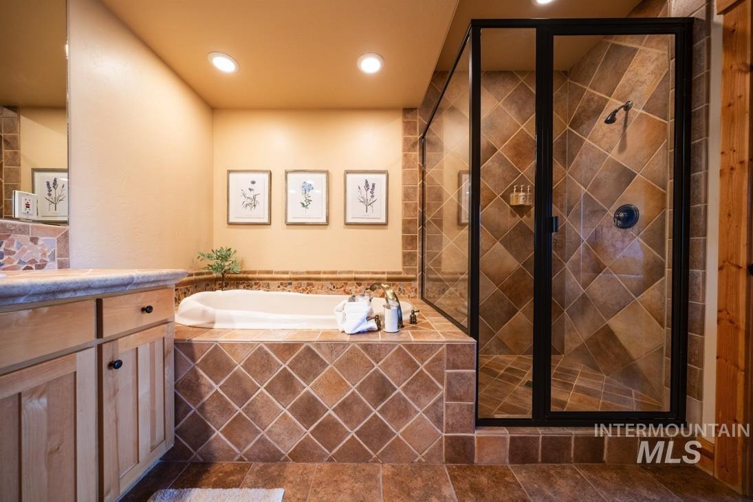 1329 Hearthstone Court Property Photo 8