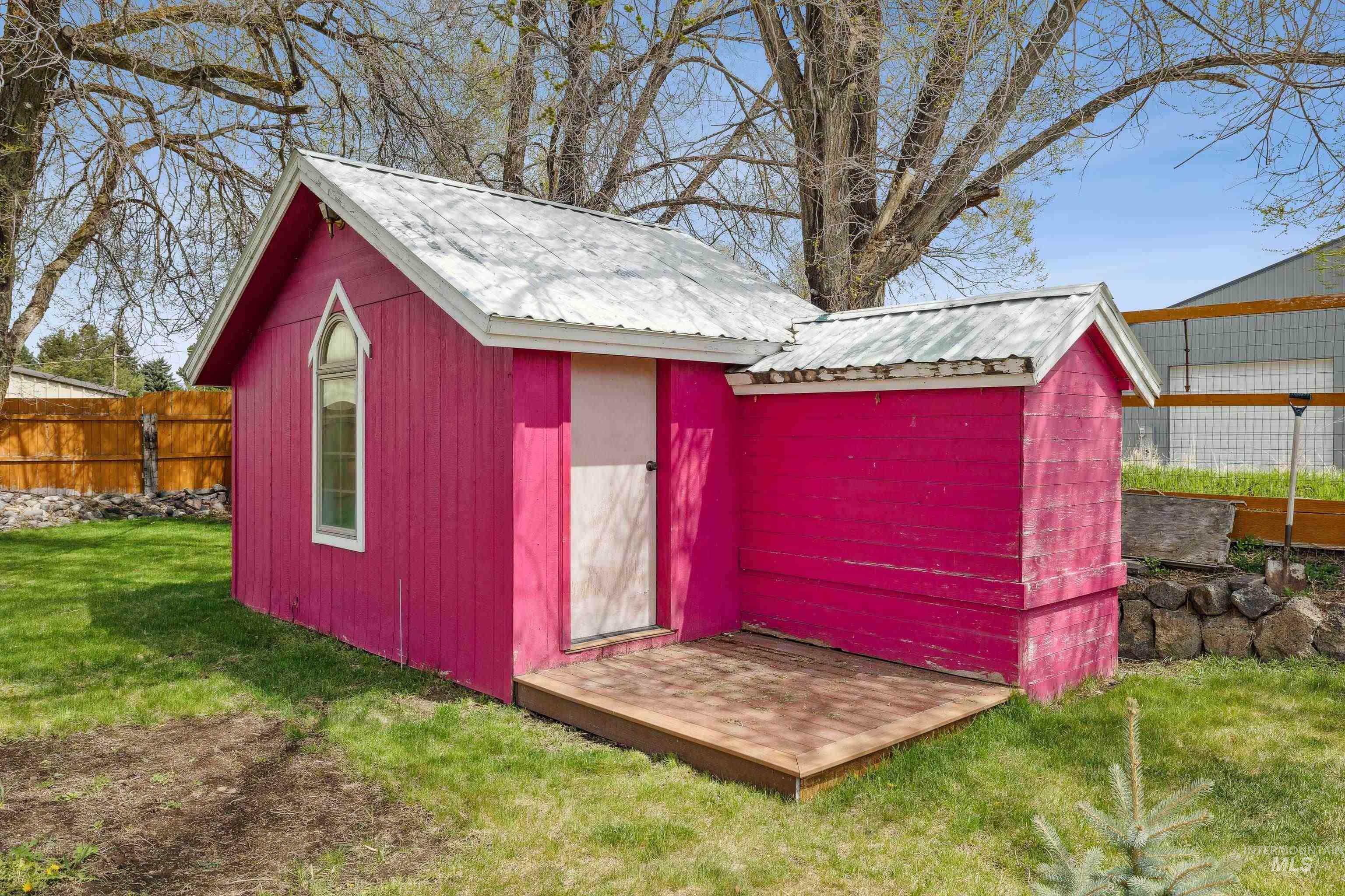 20474 N Main St Property Photo 23
