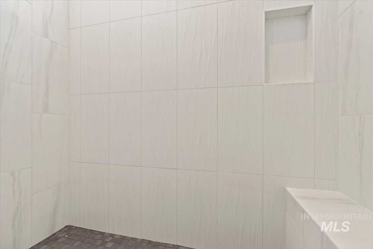 8043 S Golden Hills Property Photo 29