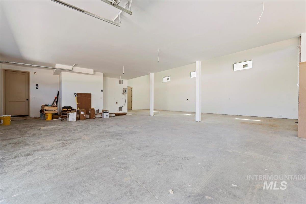 8043 S Golden Hills Property Photo 43