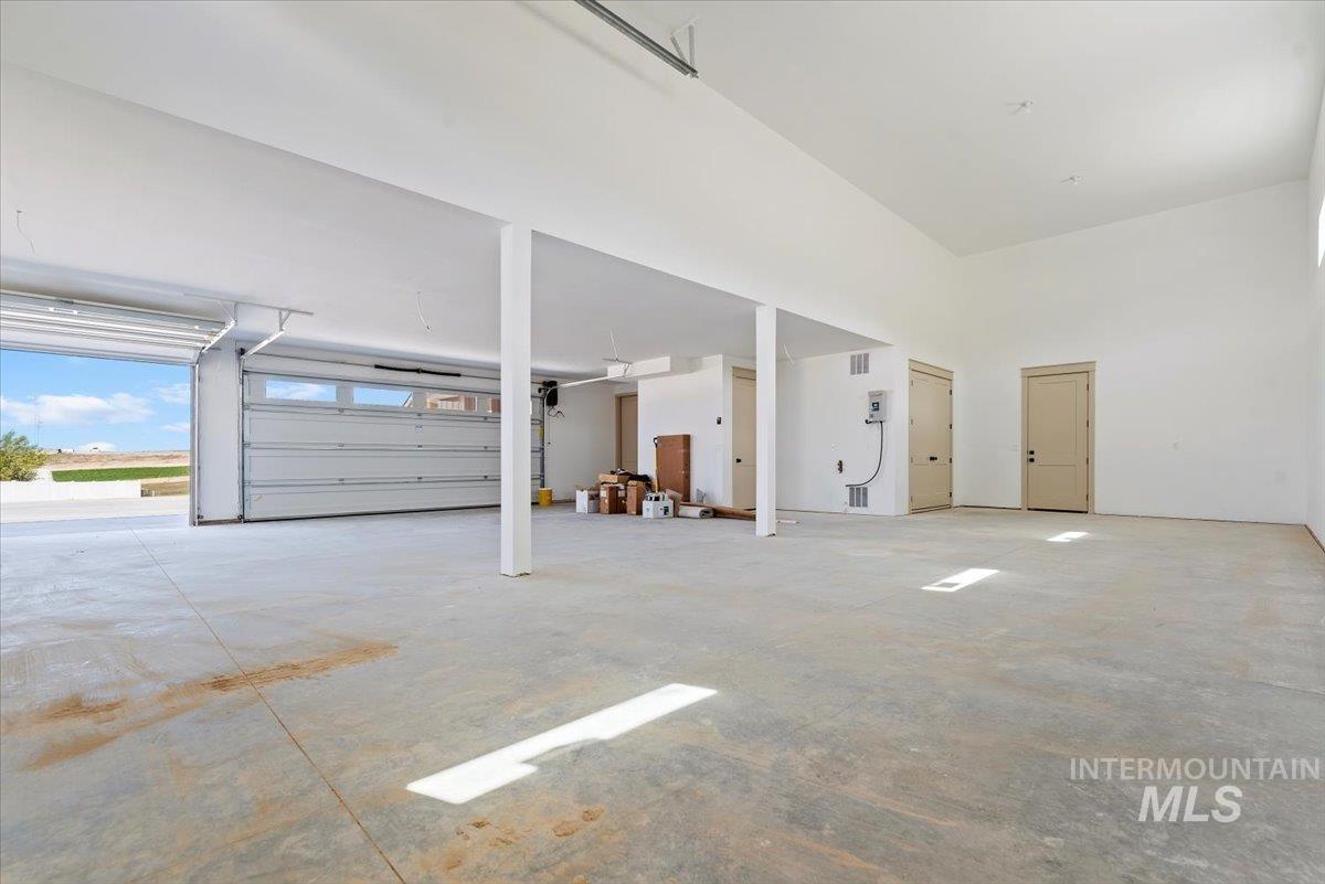 8043 S Golden Hills Property Photo 44
