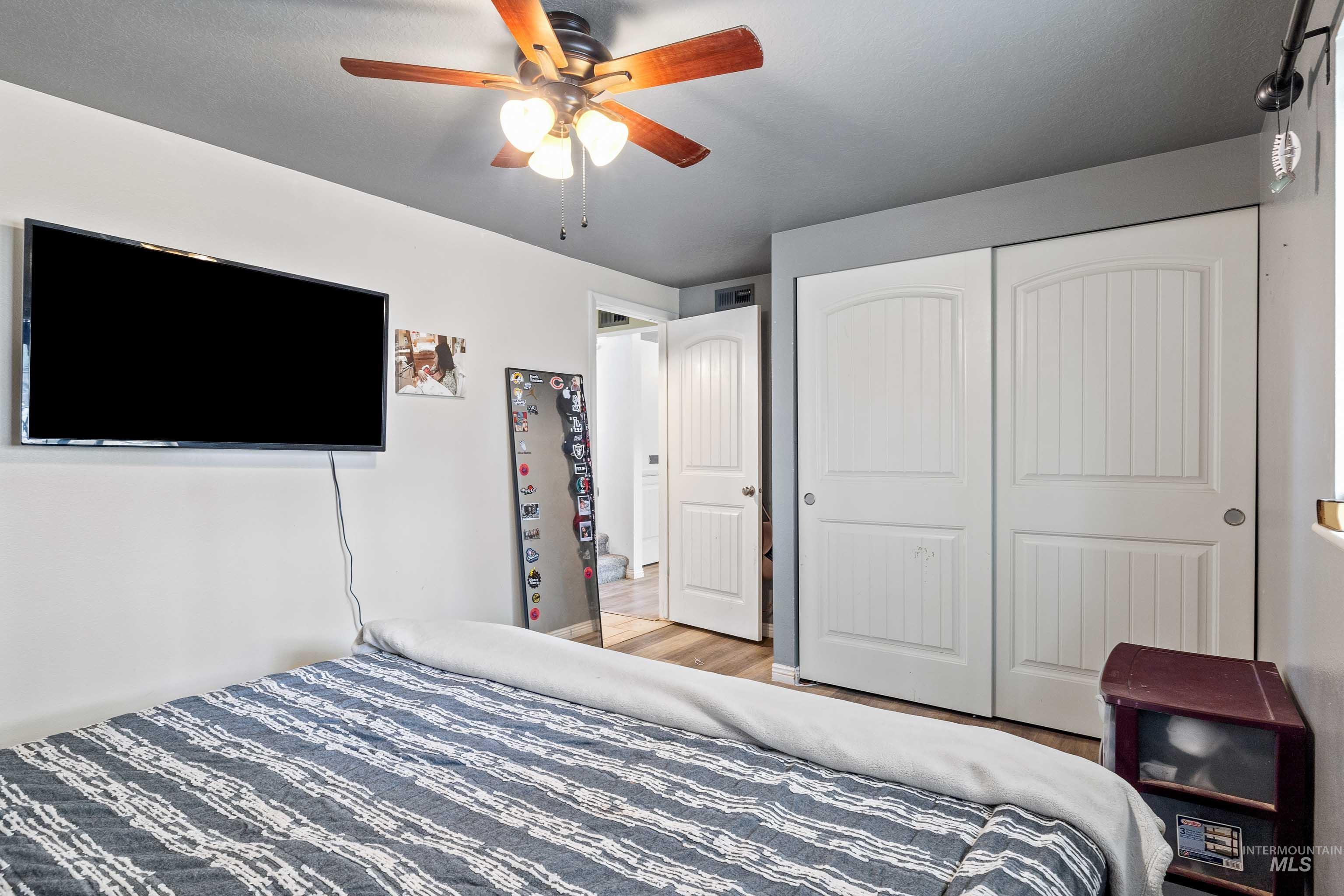 1035 Sawtooth Blvd Property Photo 22