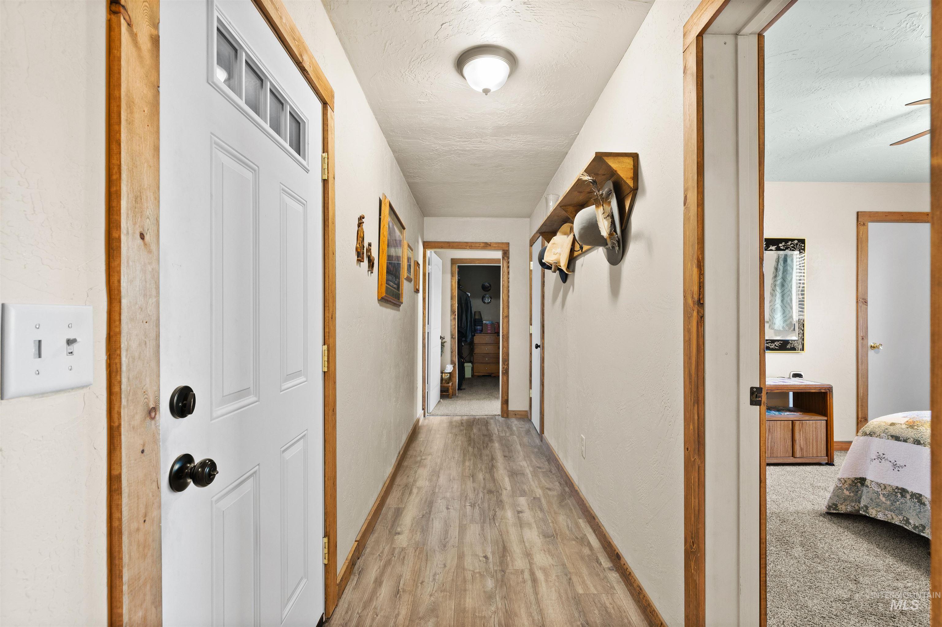 37405 Southwick Rd Property Photo 12