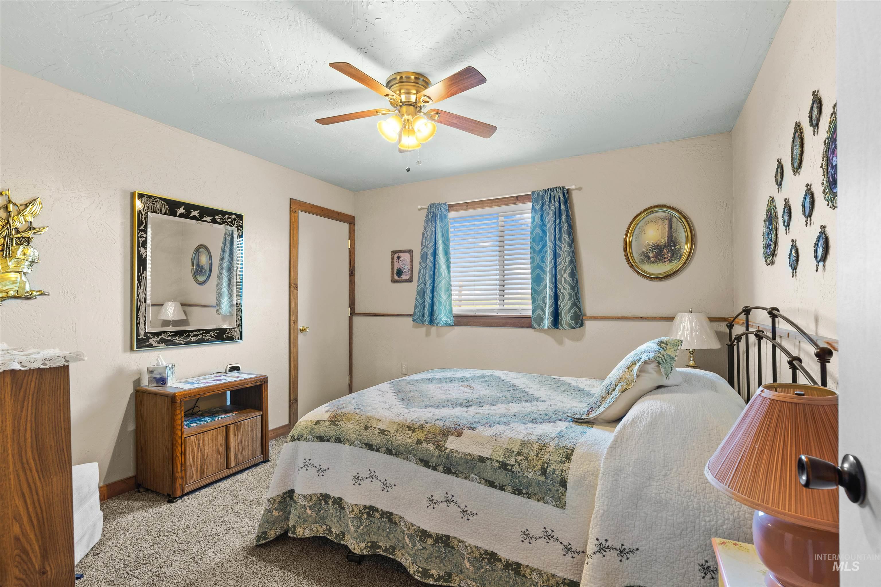 37405 Southwick Rd Property Photo 16