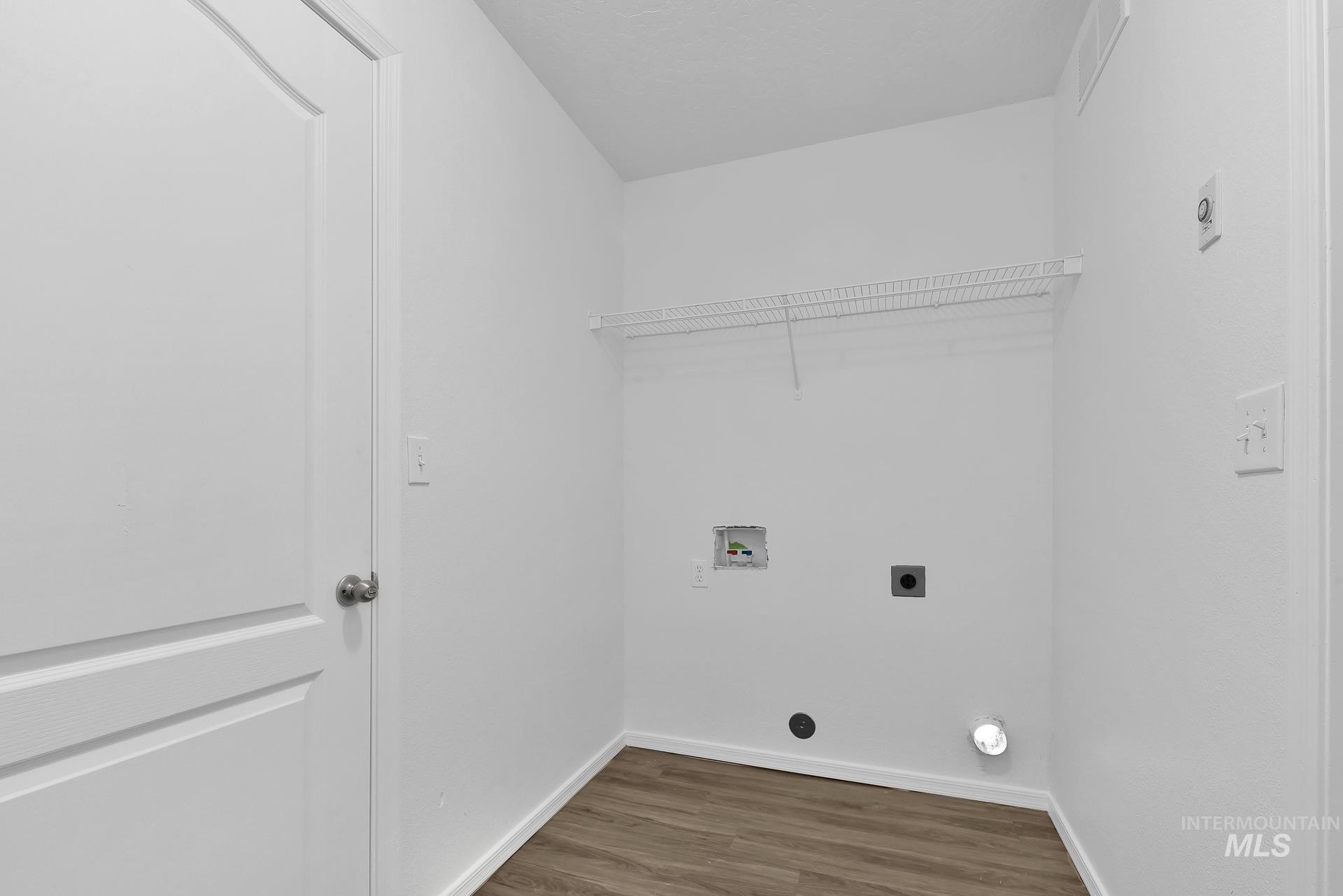 9458 W Littlewood Dr Property Photo 21