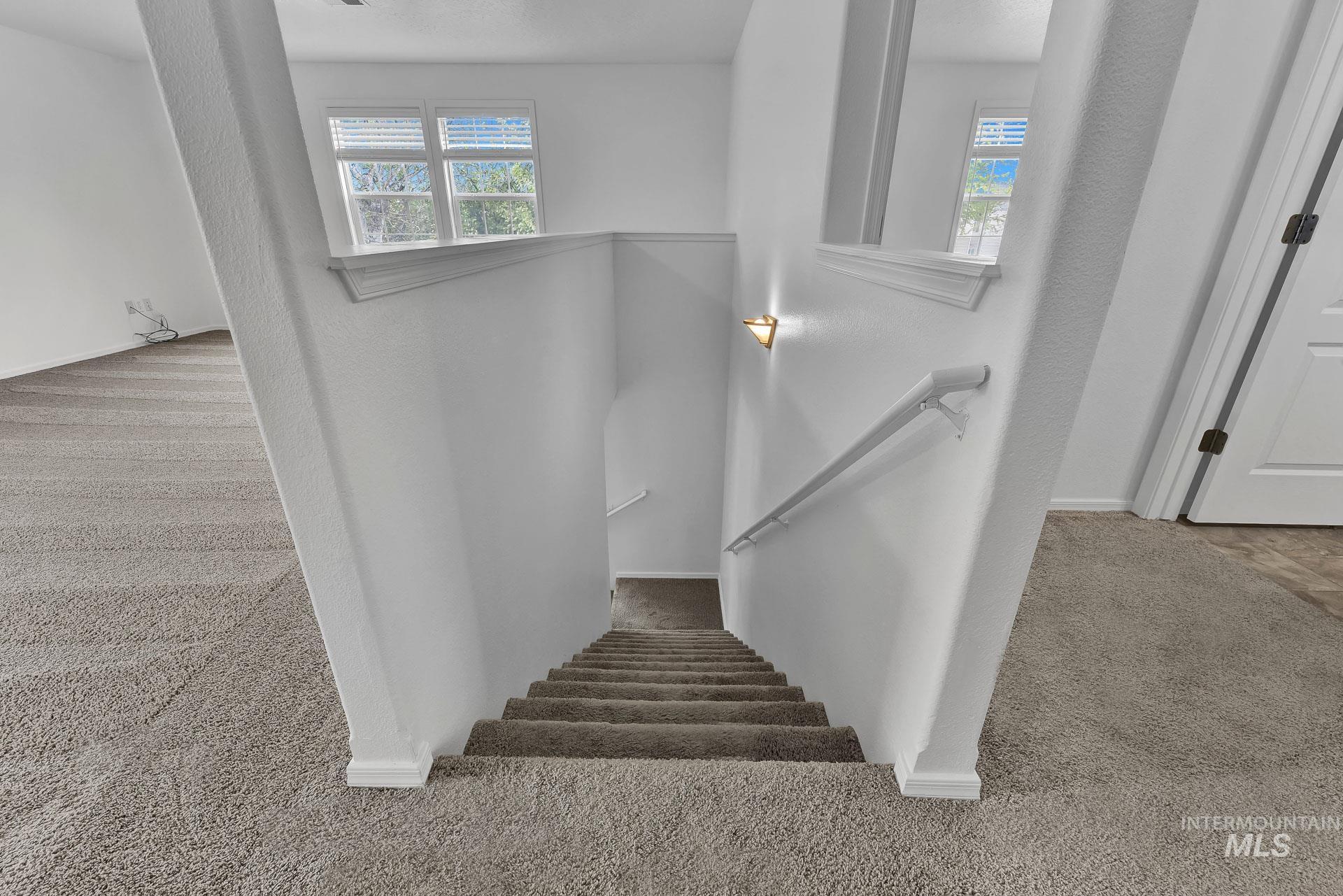 9458 W Littlewood Dr Property Photo 23