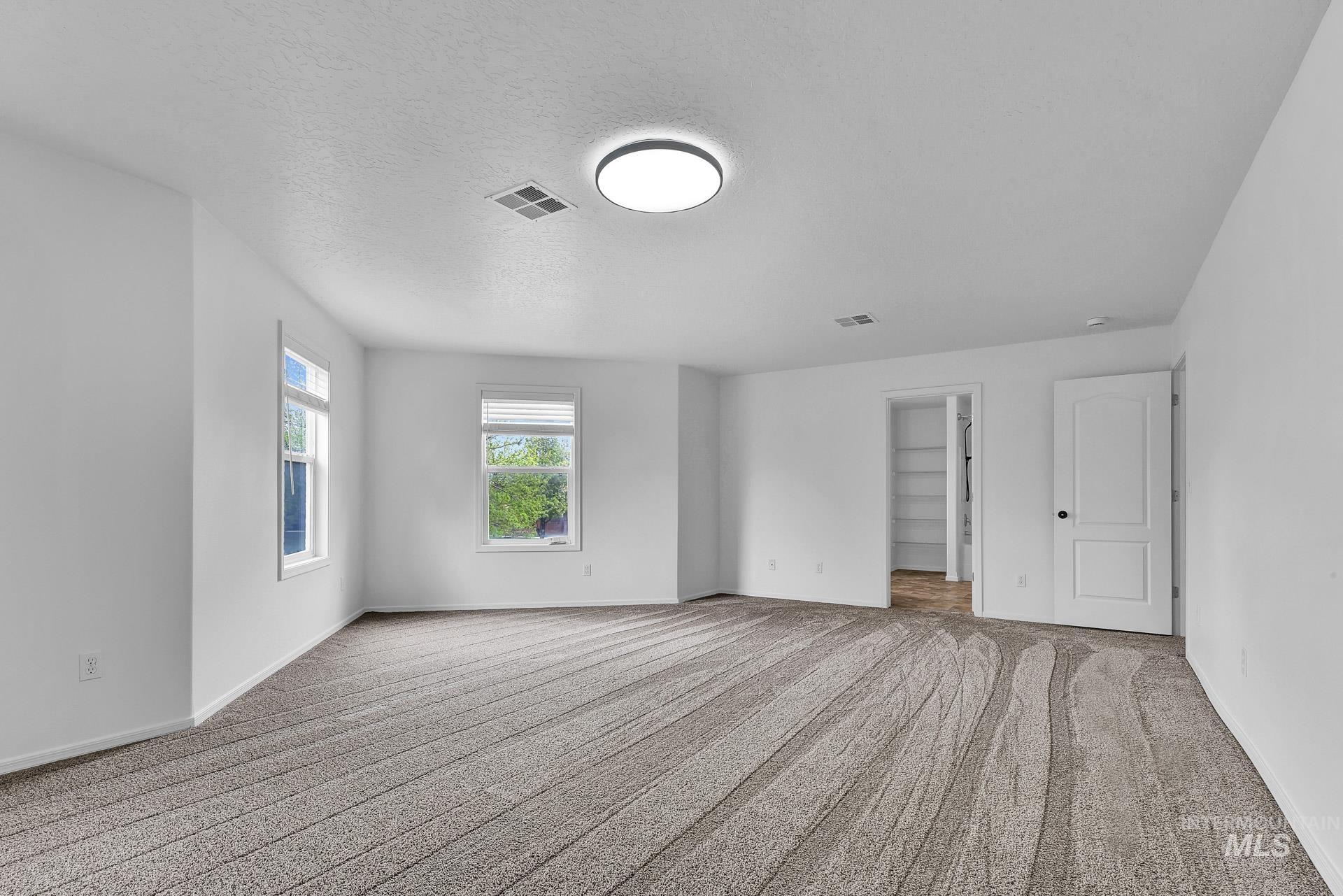 9458 W Littlewood Dr Property Photo 31