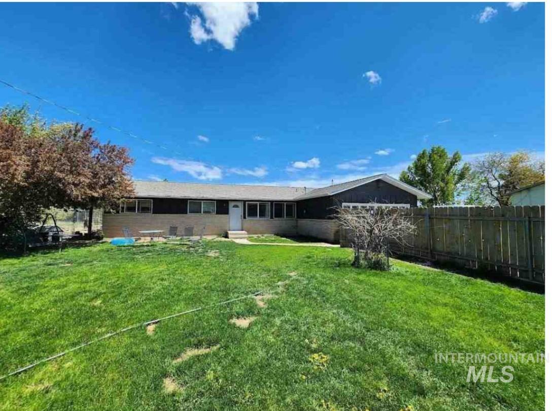 4470 Ne Alexander Way Property Photo 1