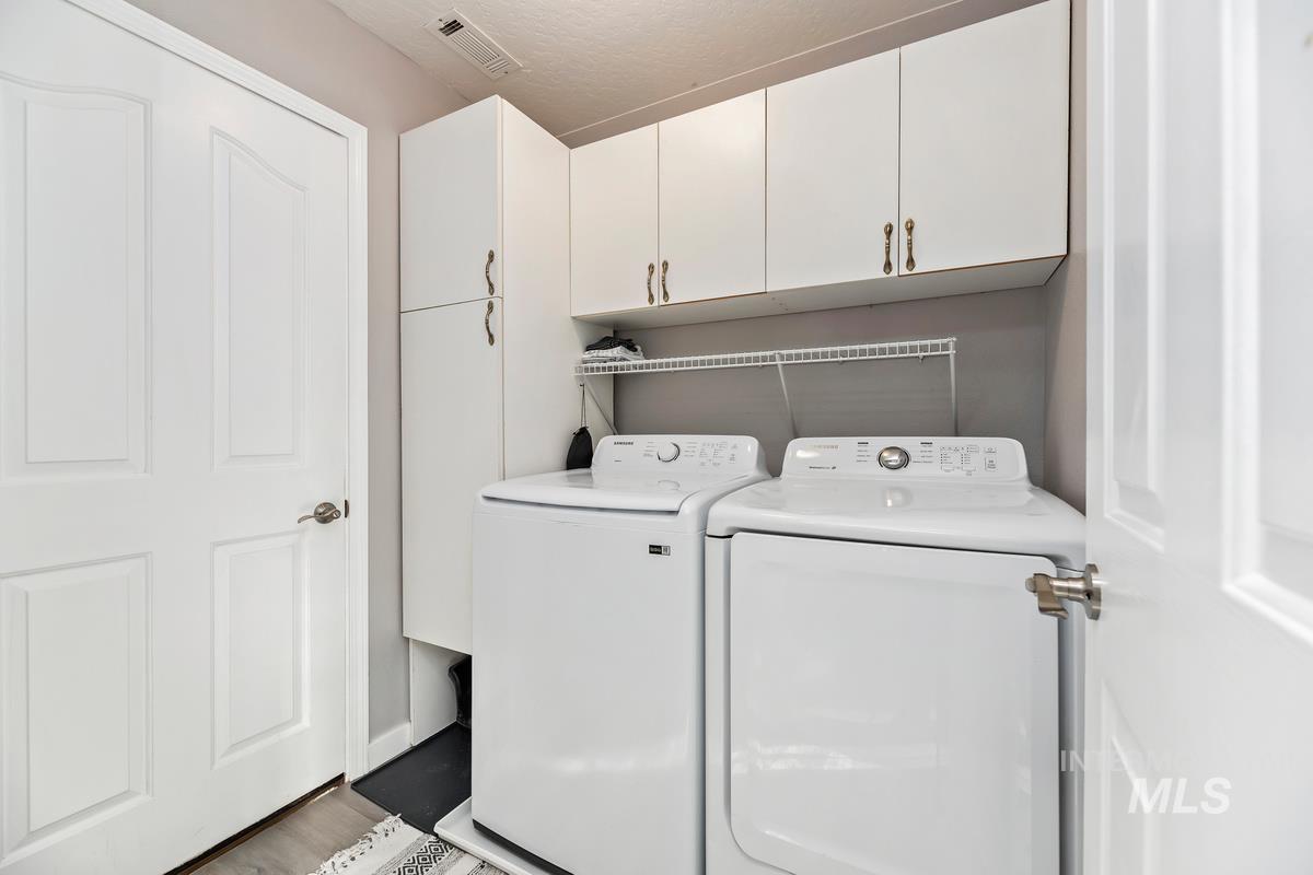 8207 E Shallon Drive Property Photo 14