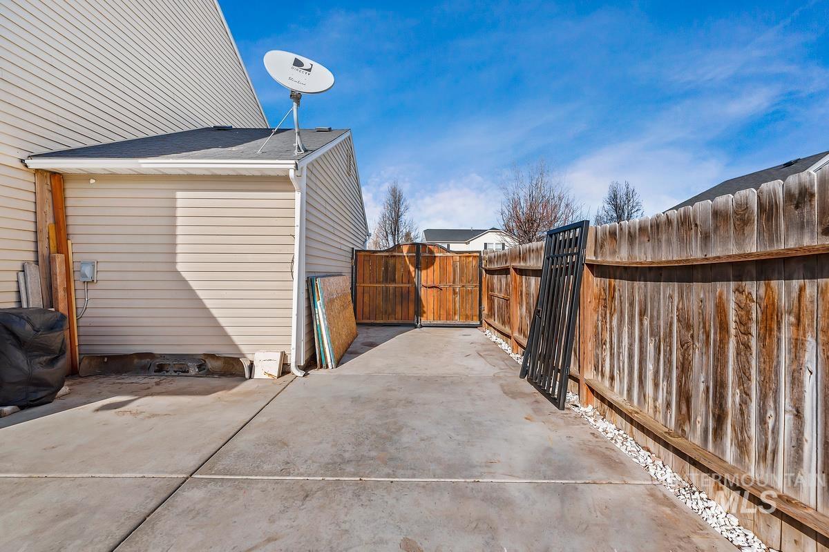 8207 E Shallon Drive Property Photo 15