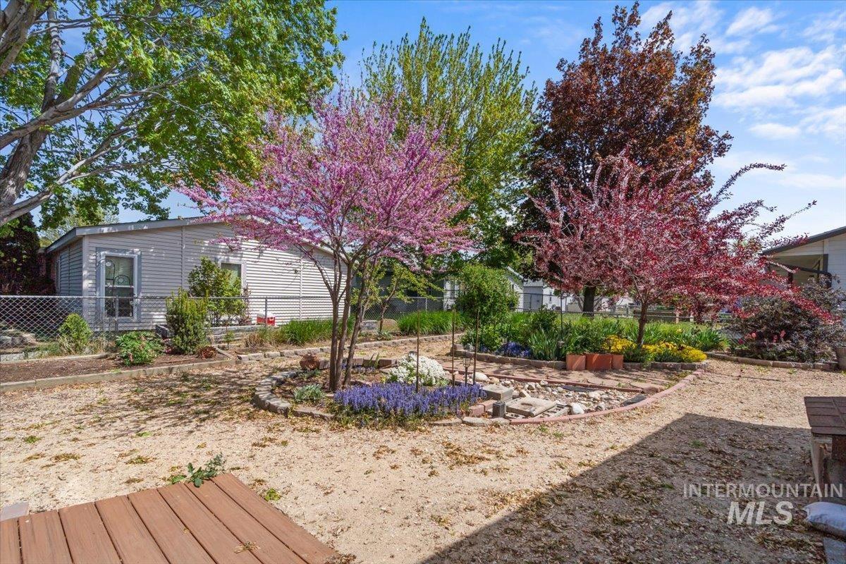 8336 W Willowdale Drive Property Photo 6