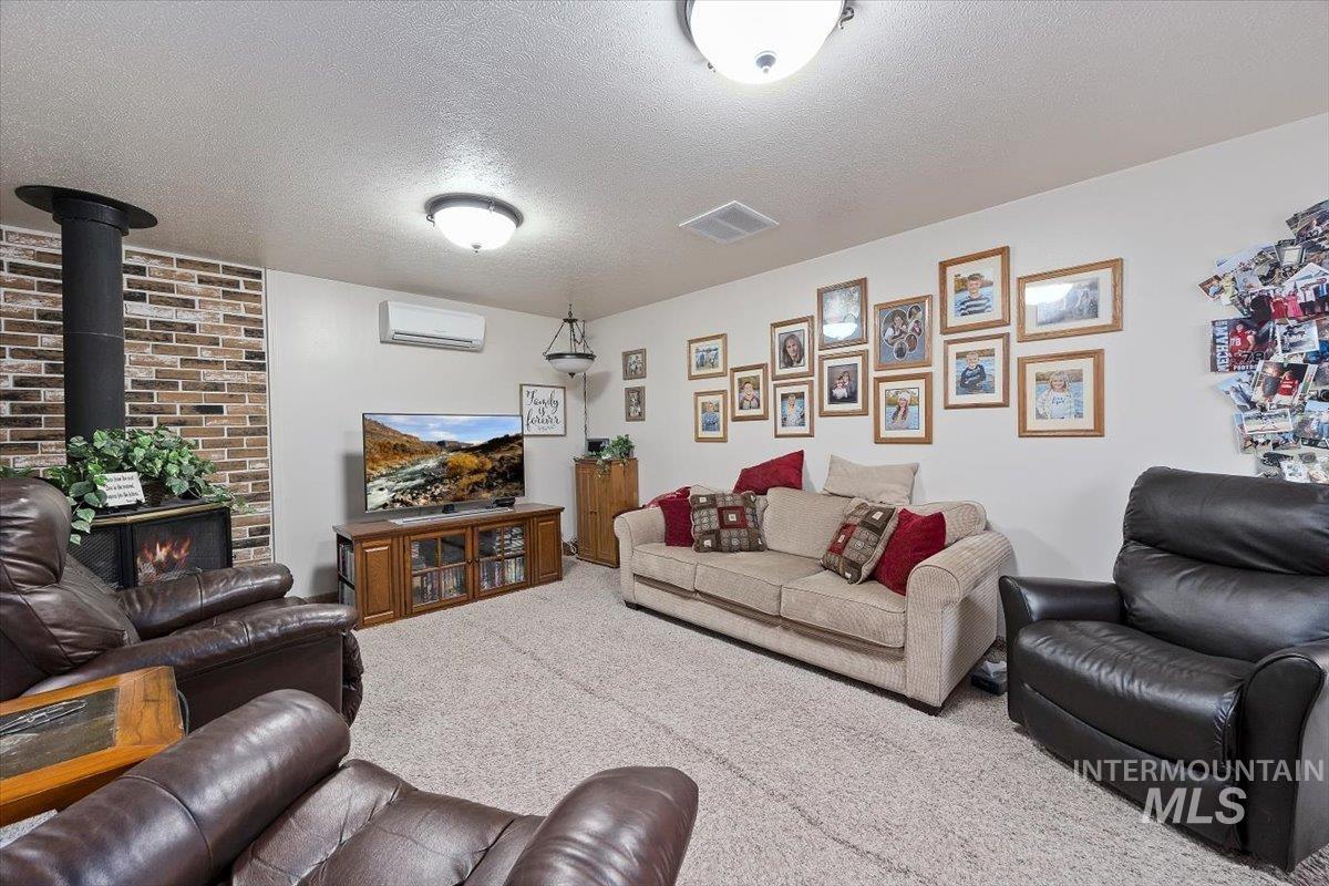 486 W 45 N Property Photo 26