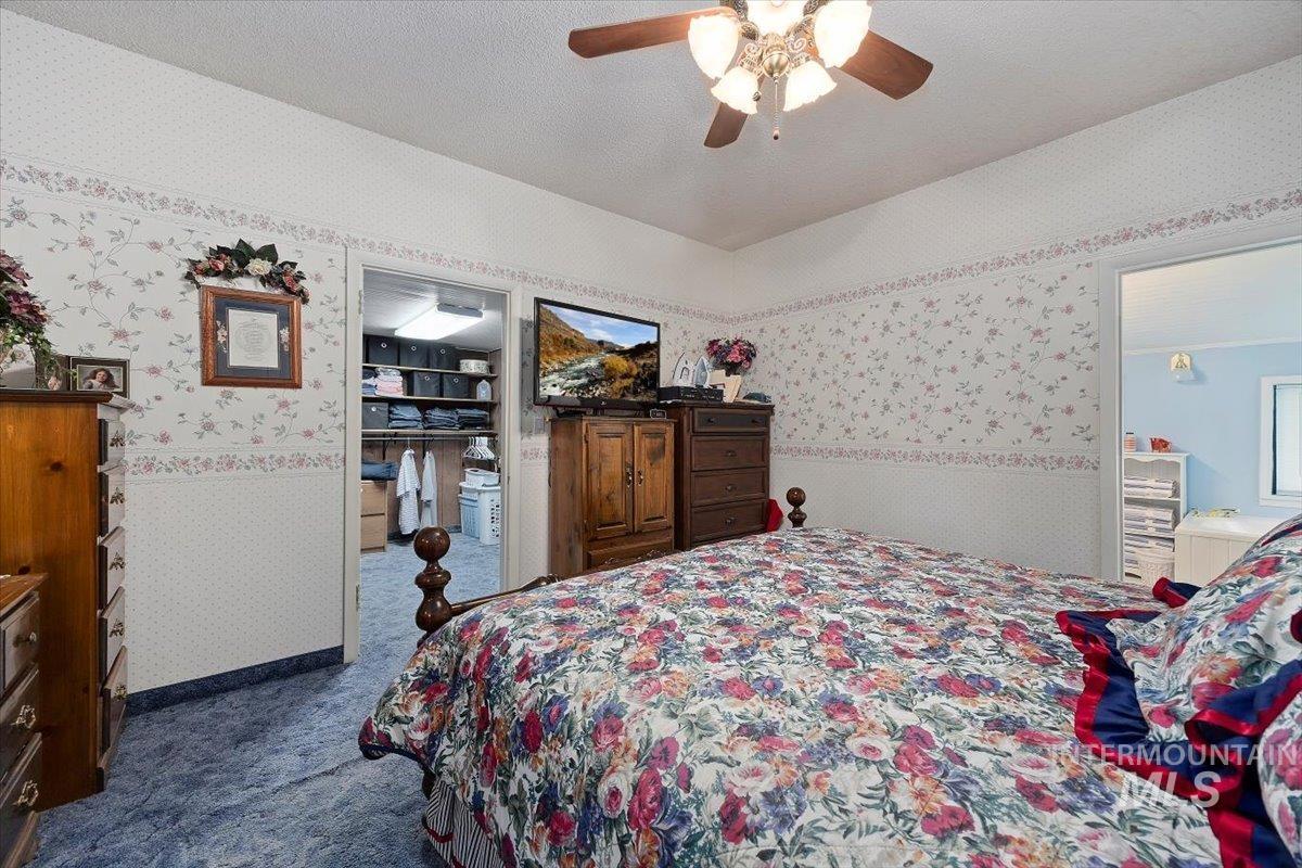 486 W 45 N Property Photo 28