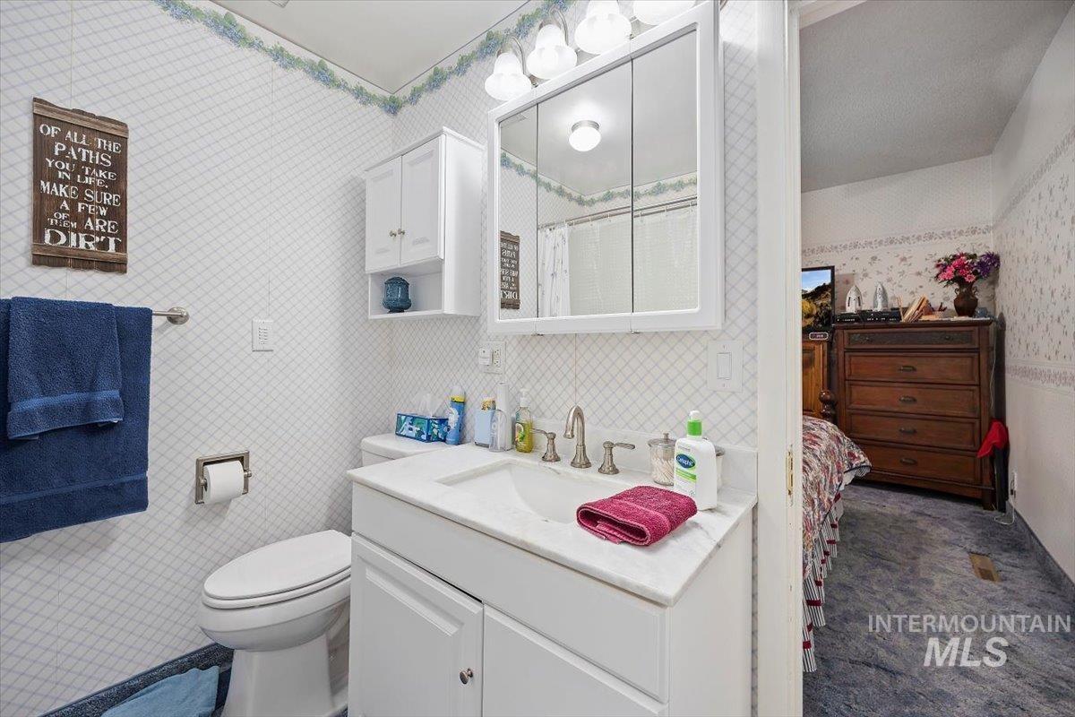 486 W 45 N Property Photo 31