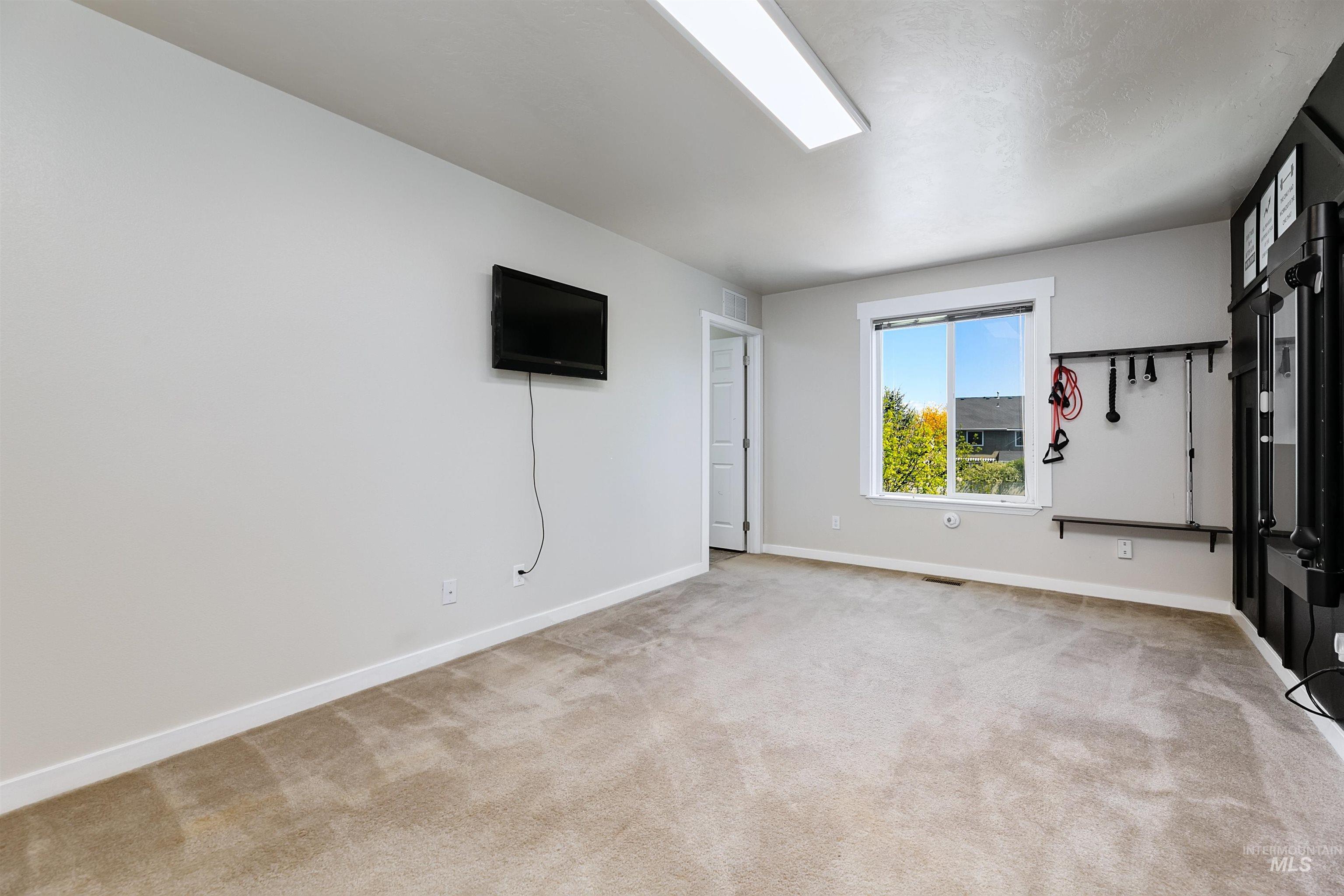 1052 E Sicily Property Photo 19