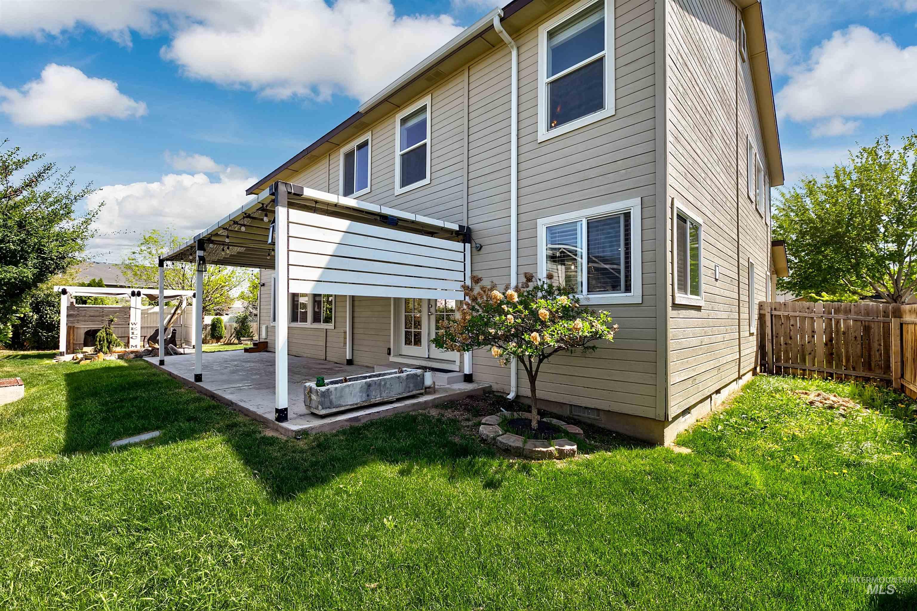 1052 E Sicily Property Photo 25