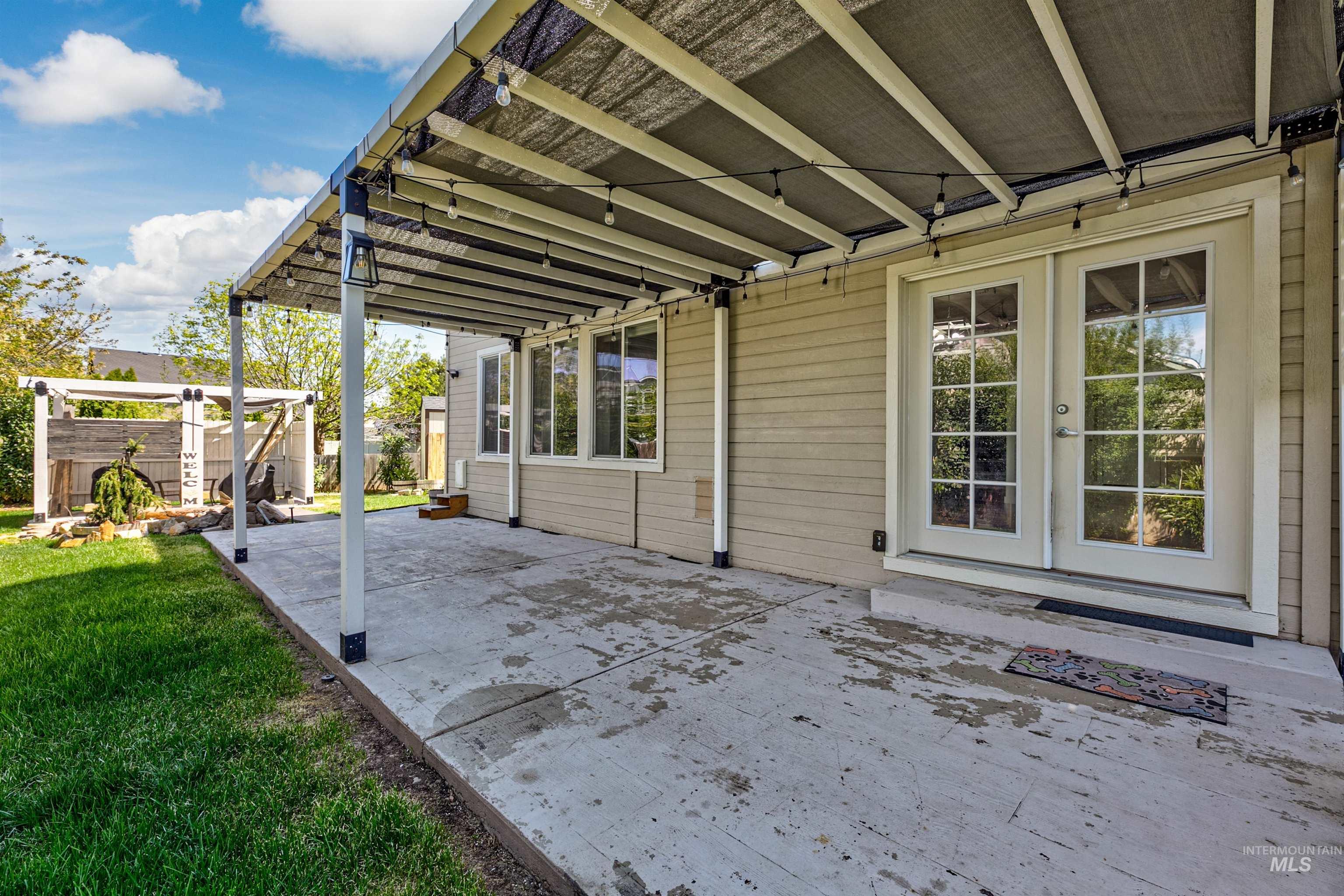 1052 E Sicily Property Photo 28